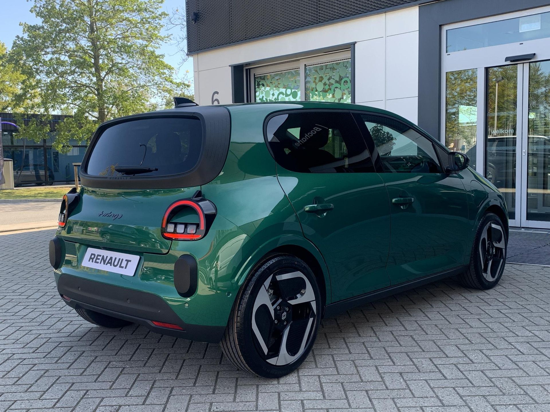 Renault Twingo met kenteken KHB-66-J – achteraanzicht