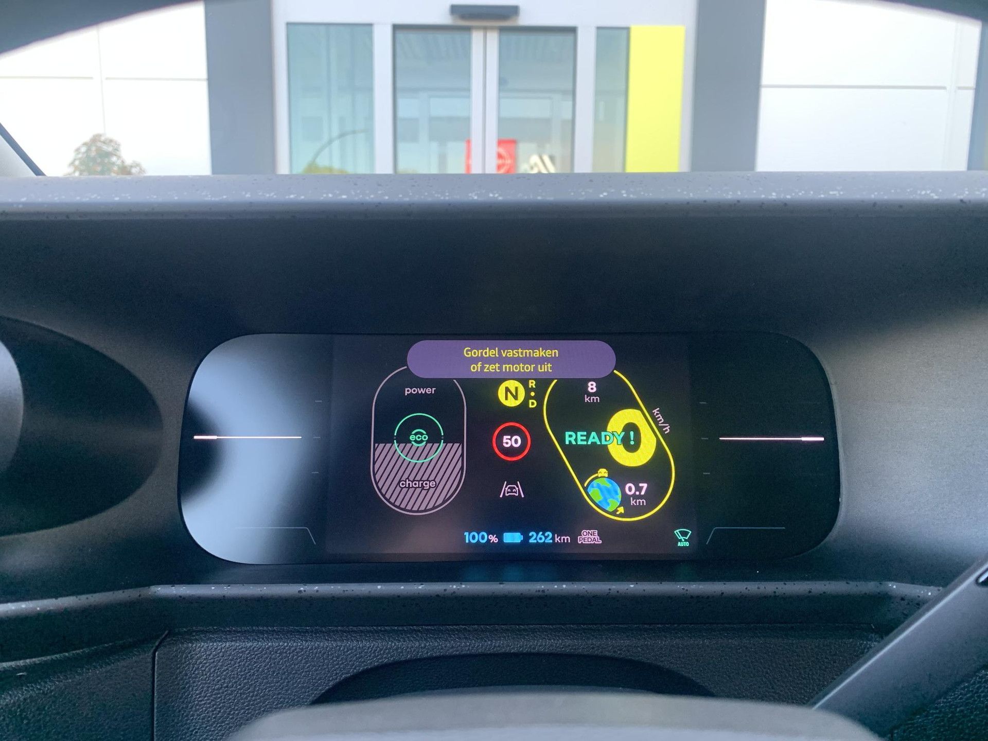 Renault Twingo met kenteken KHB-66-J – dashboard