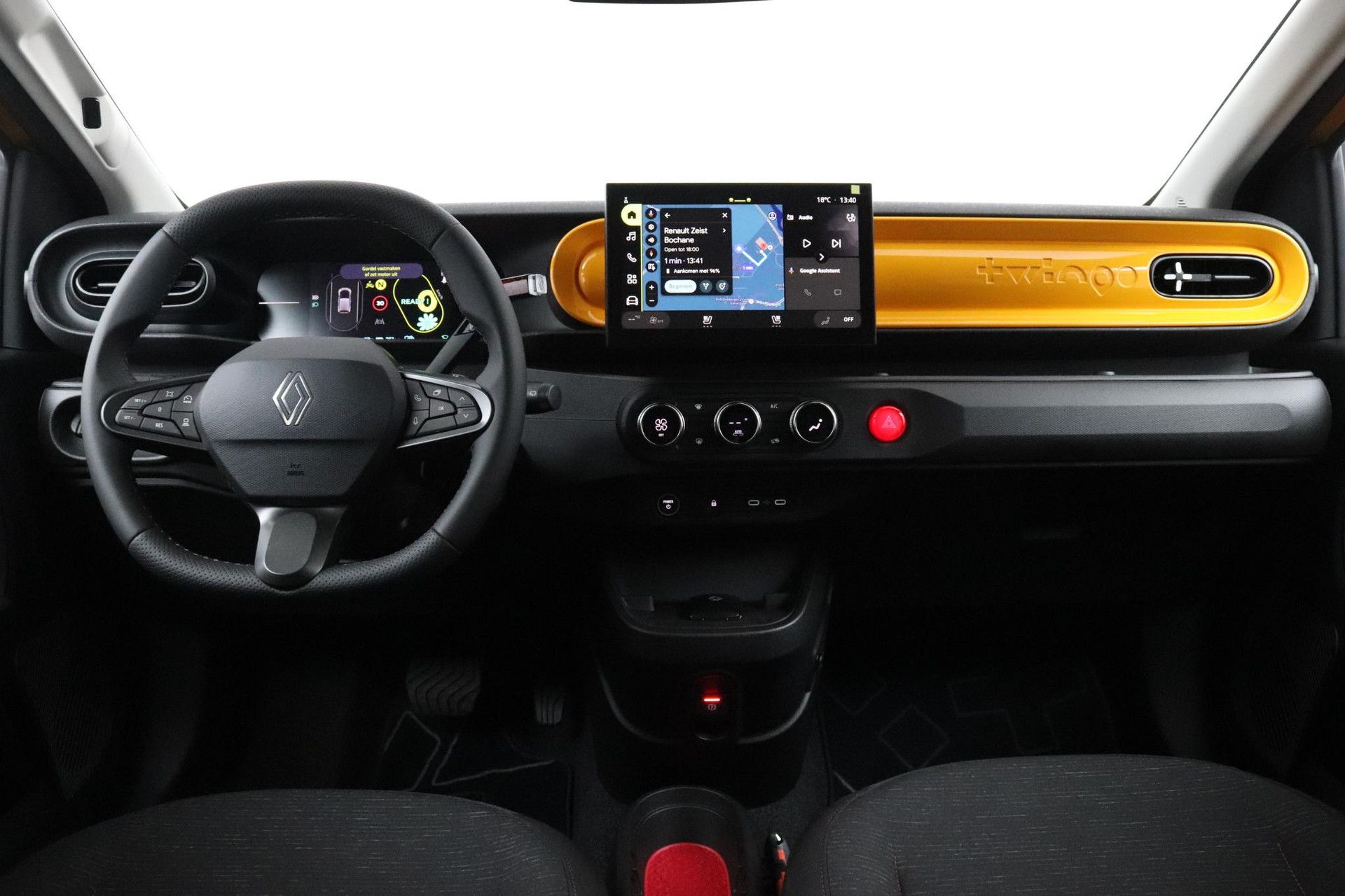 Renault Twingo met kenteken KHB-99-H – interieur