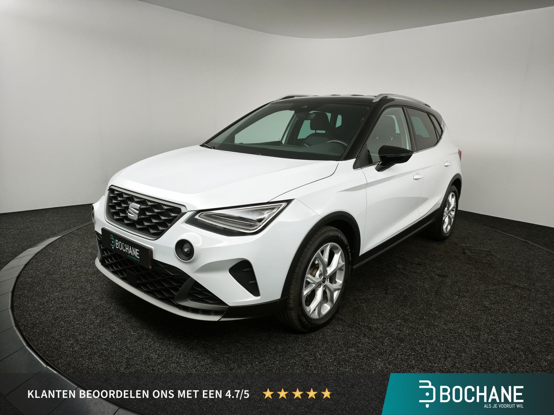 SEAT Arona met kenteken KPH-09-B – vooraanzicht