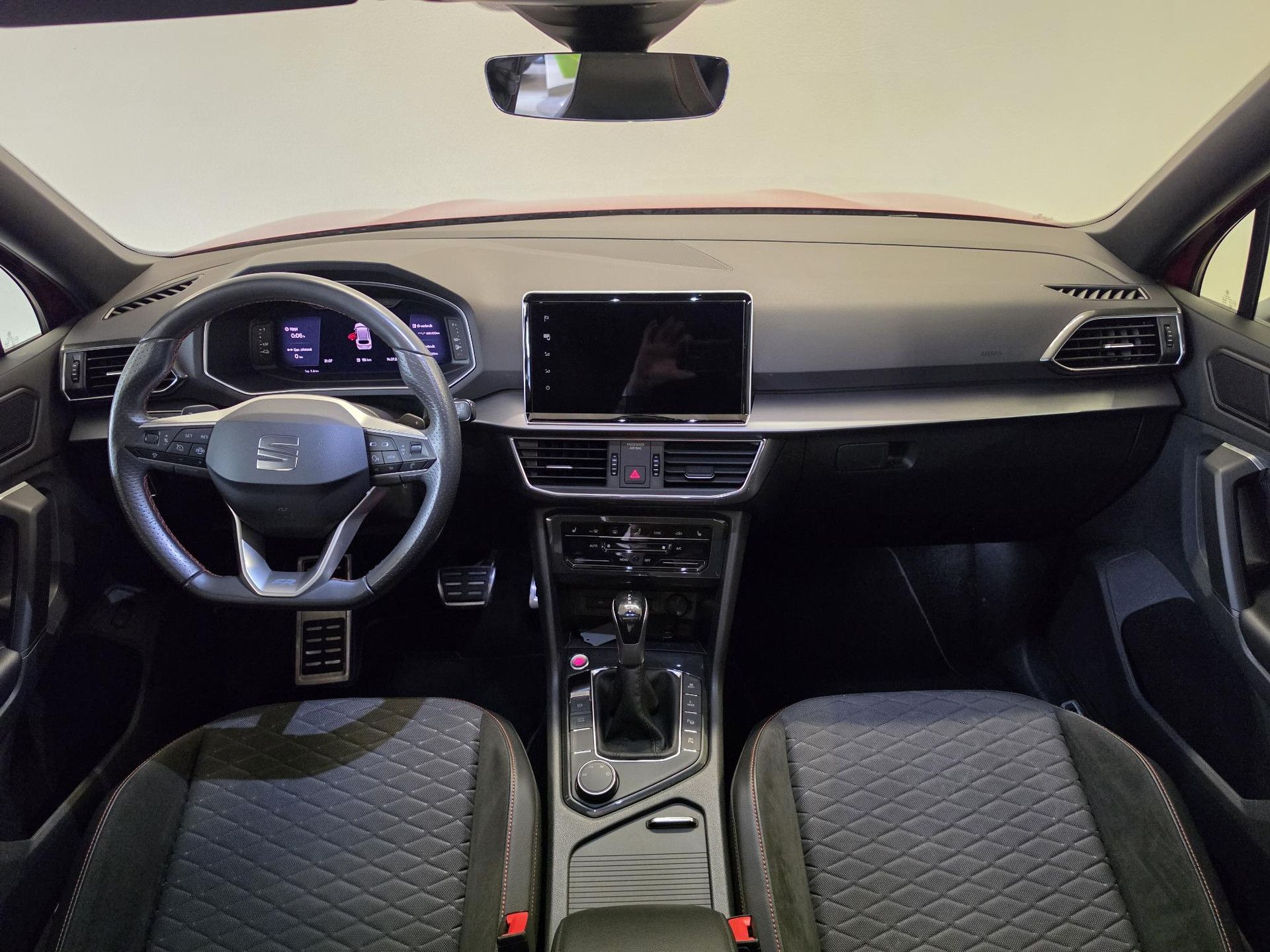 SEAT Tarraco met kenteken JJN-62-V – interieur