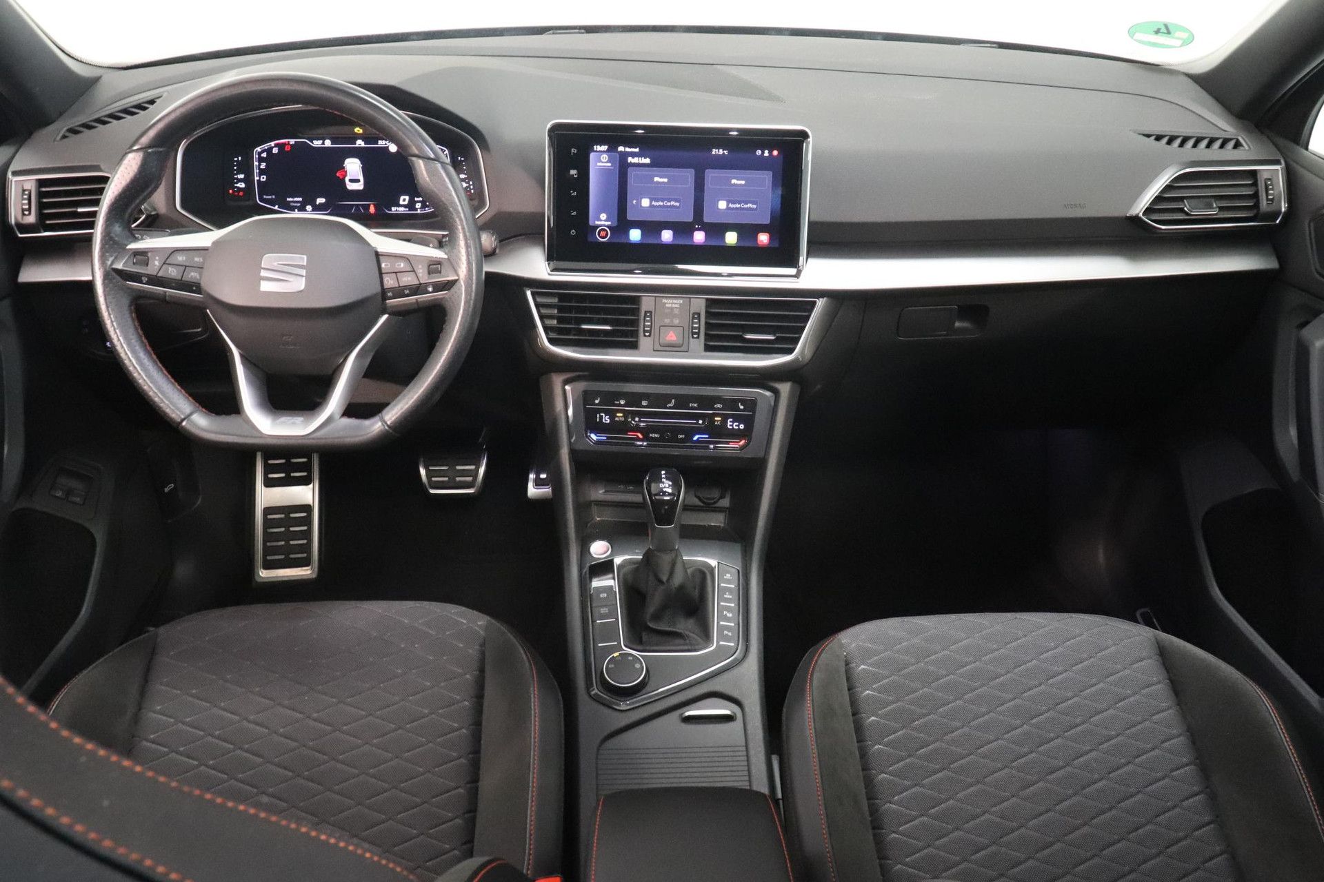 SEAT Tarraco met kenteken JPK-10-K – interieur