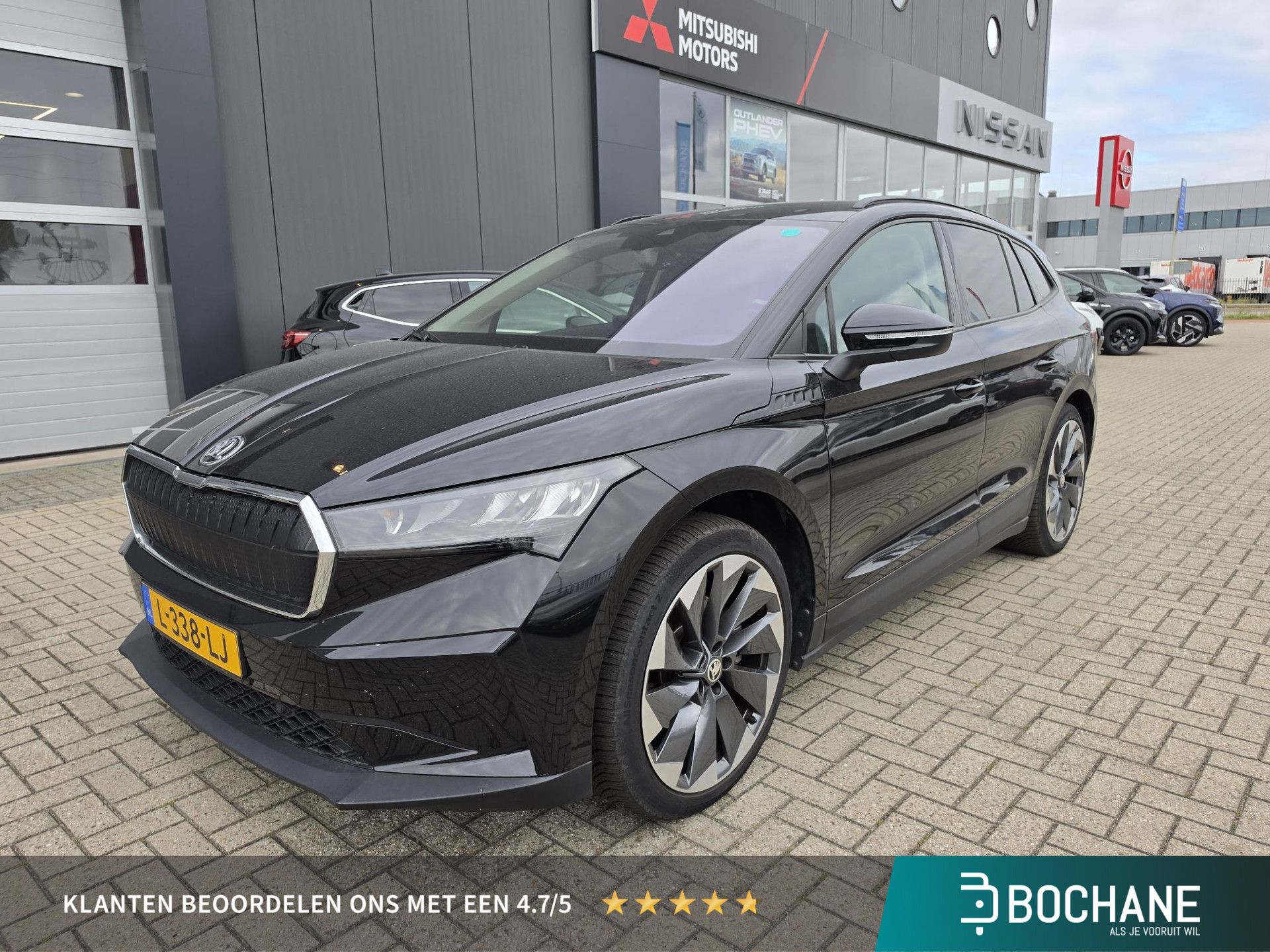 Skoda EnyaqiV met kenteken L-338-LJ – vooraanzicht