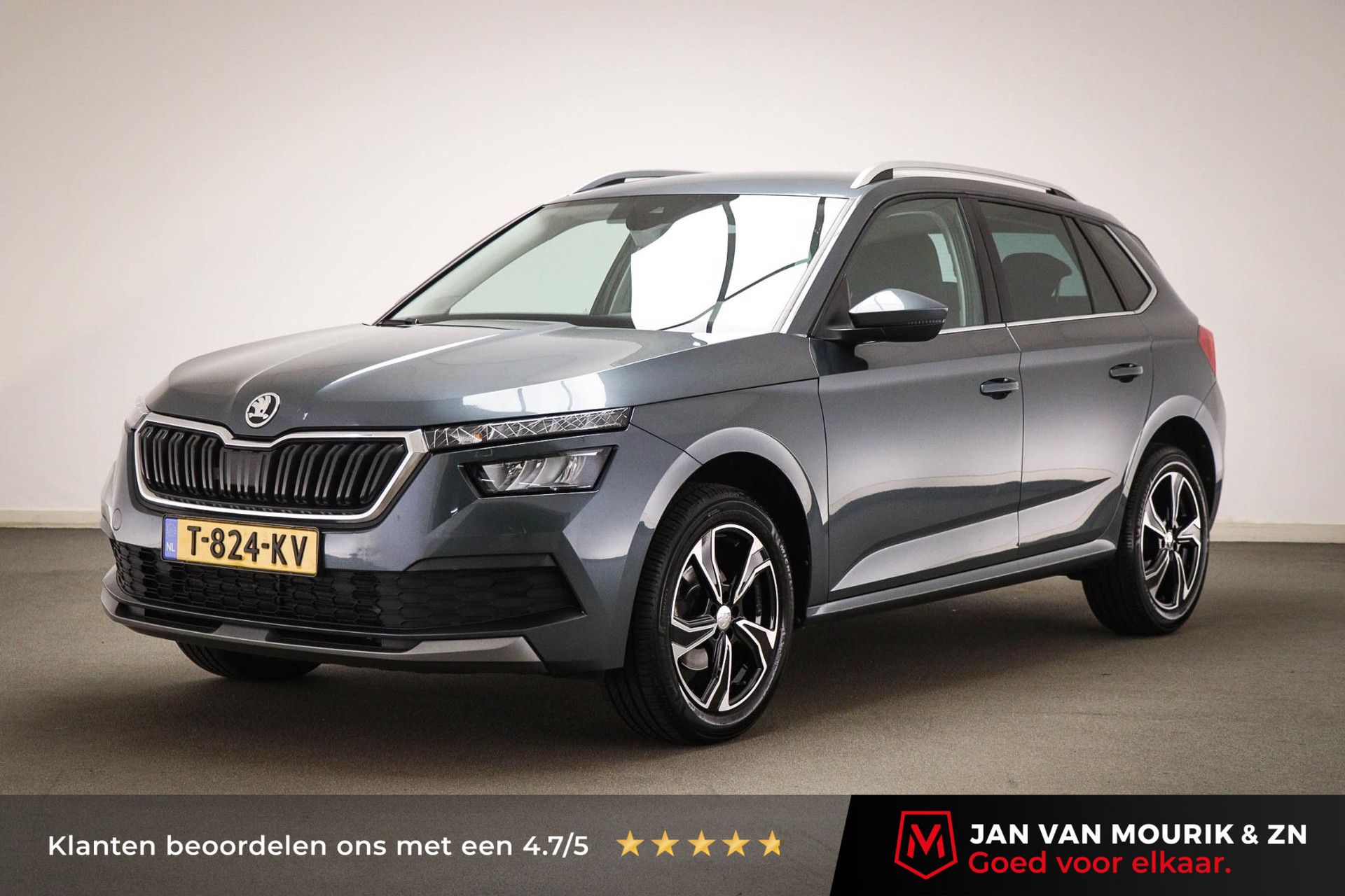 Skoda Kamiq met kenteken T-824-KV – vooraanzicht