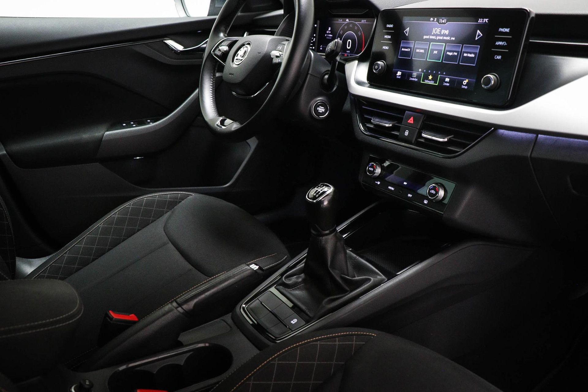 Skoda Kamiq met kenteken T-824-KV – interieur