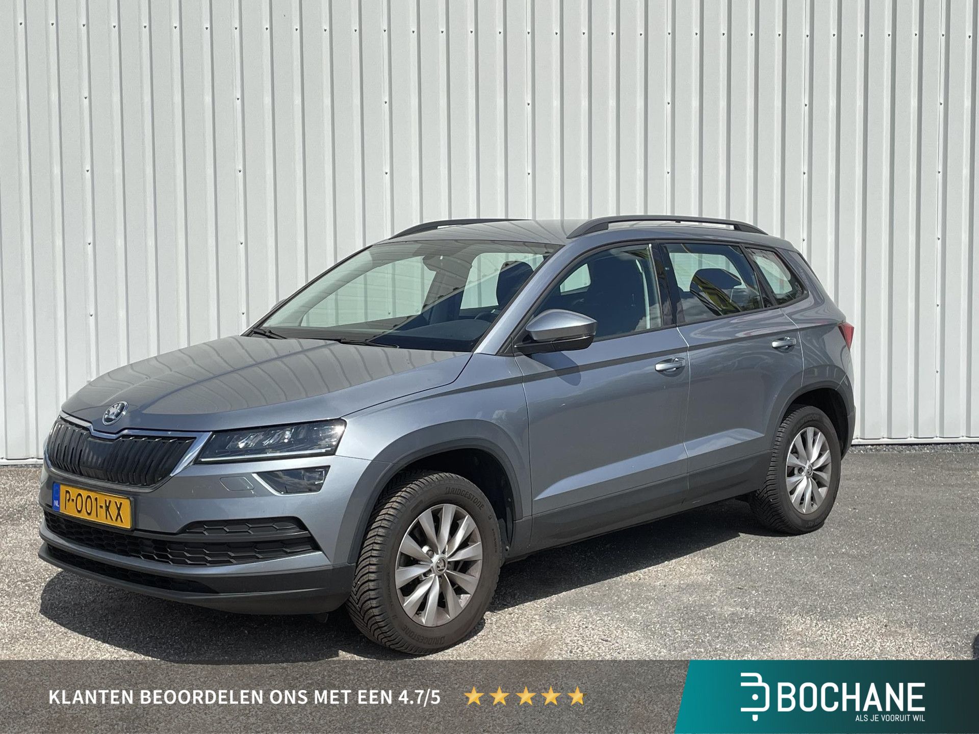 Skoda Karoq met kenteken P-001-KX – vooraanzicht