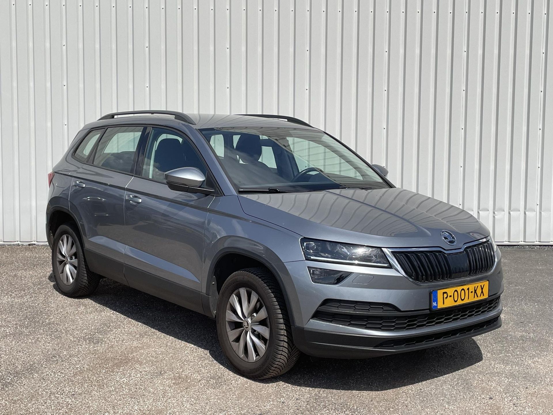 Skoda Karoq met kenteken P-001-KX – detailfoto