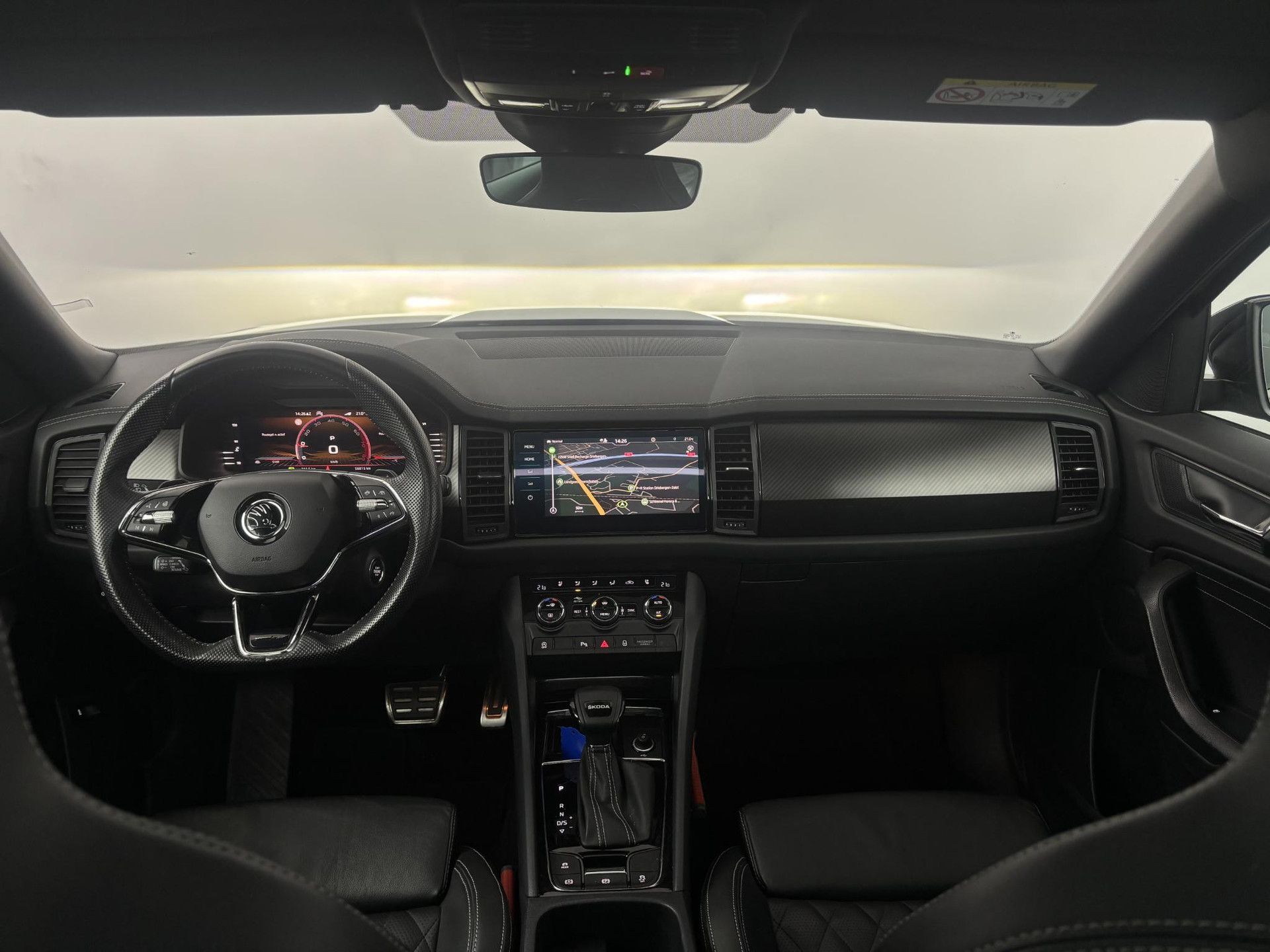 Skoda Kodiaq met kenteken S-624-ZX – interieur
