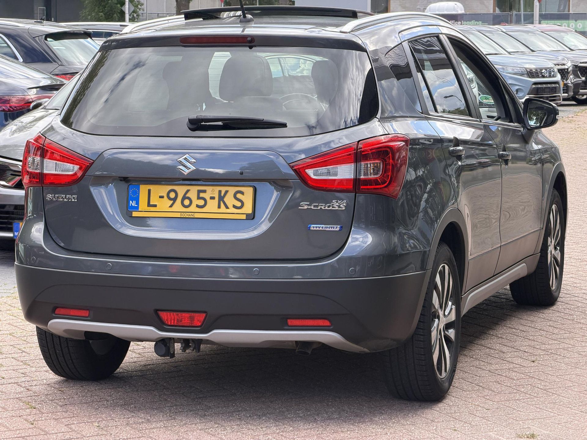 Suzuki S-Cross met kenteken L-965-KS – interieur