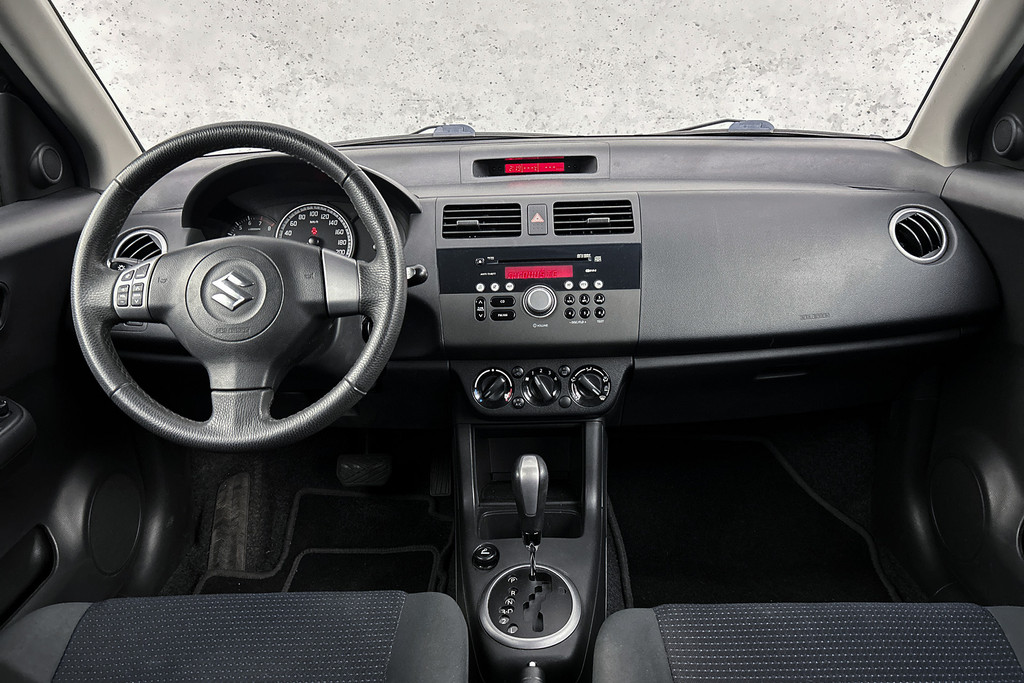 Suzuki Swift – dashboard