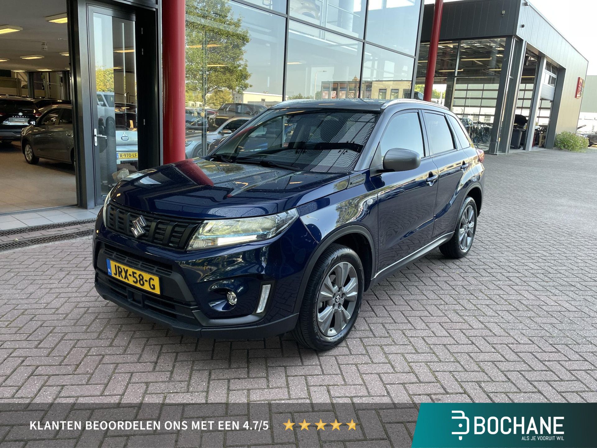 Suzuki Vitara met kenteken JRX-58-G – vooraanzicht