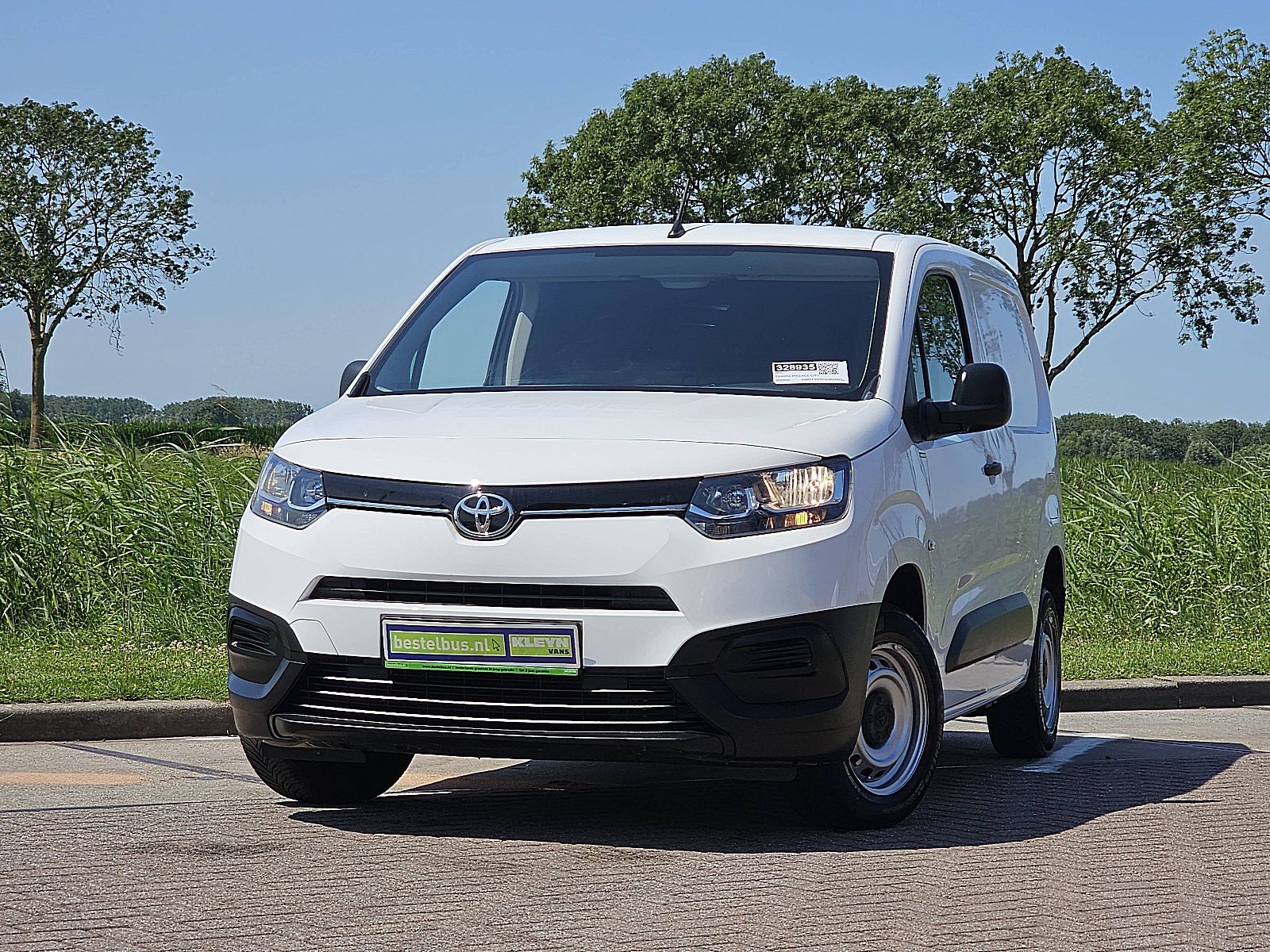 Toyota PRO-ACE – vooraanzicht