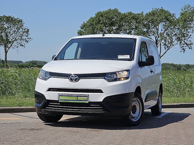 Toyota PRO-ACE – interieur