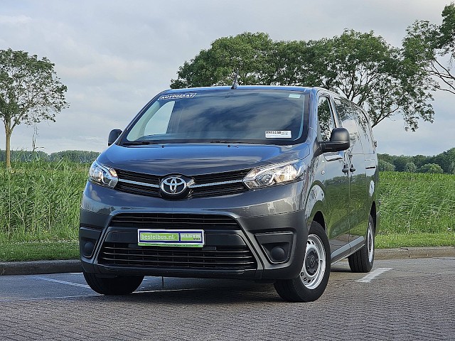 Toyota PRO-ACE – interieur