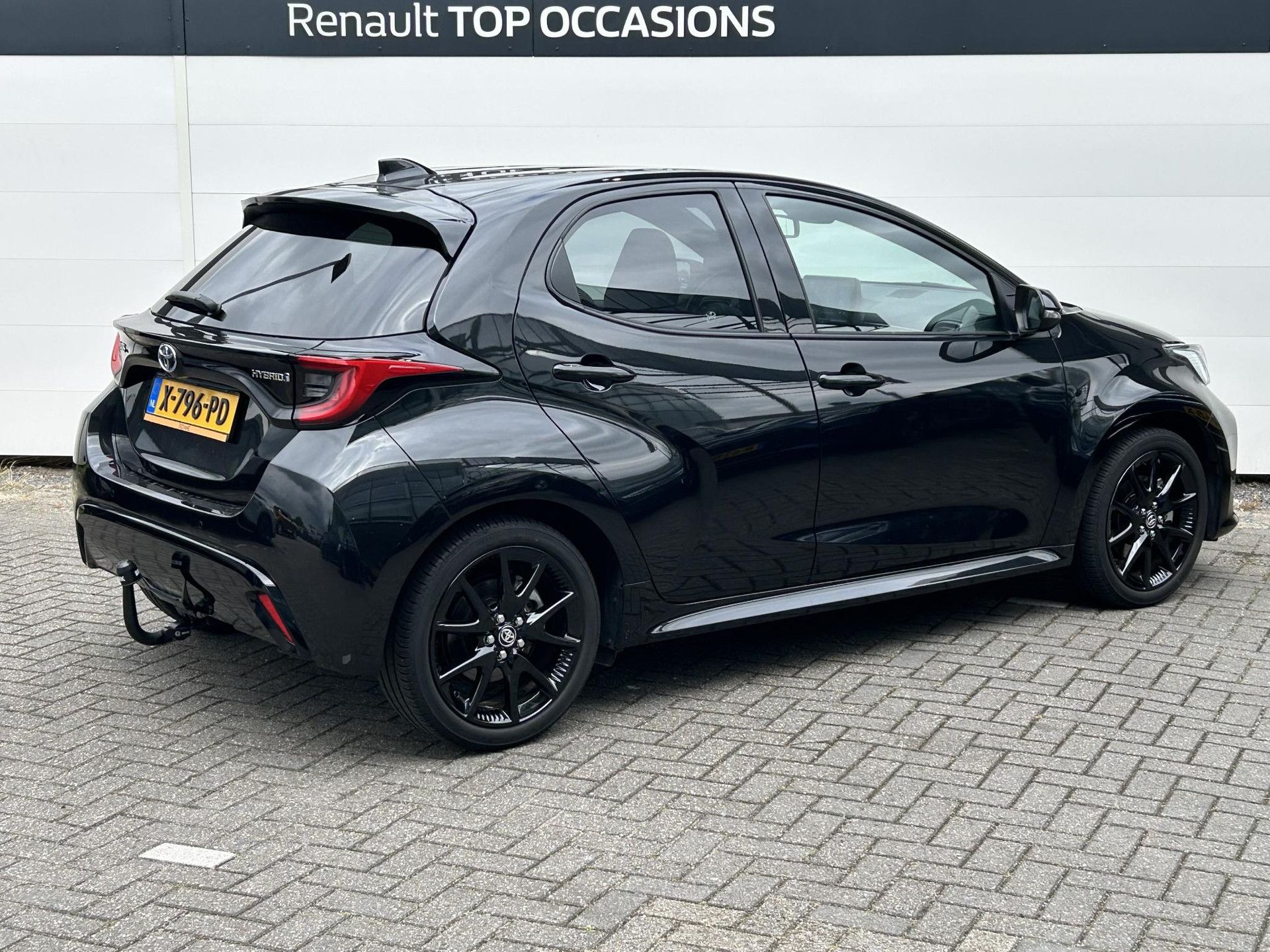Toyota Yaris met kenteken X-796-PD – achteraanzicht
