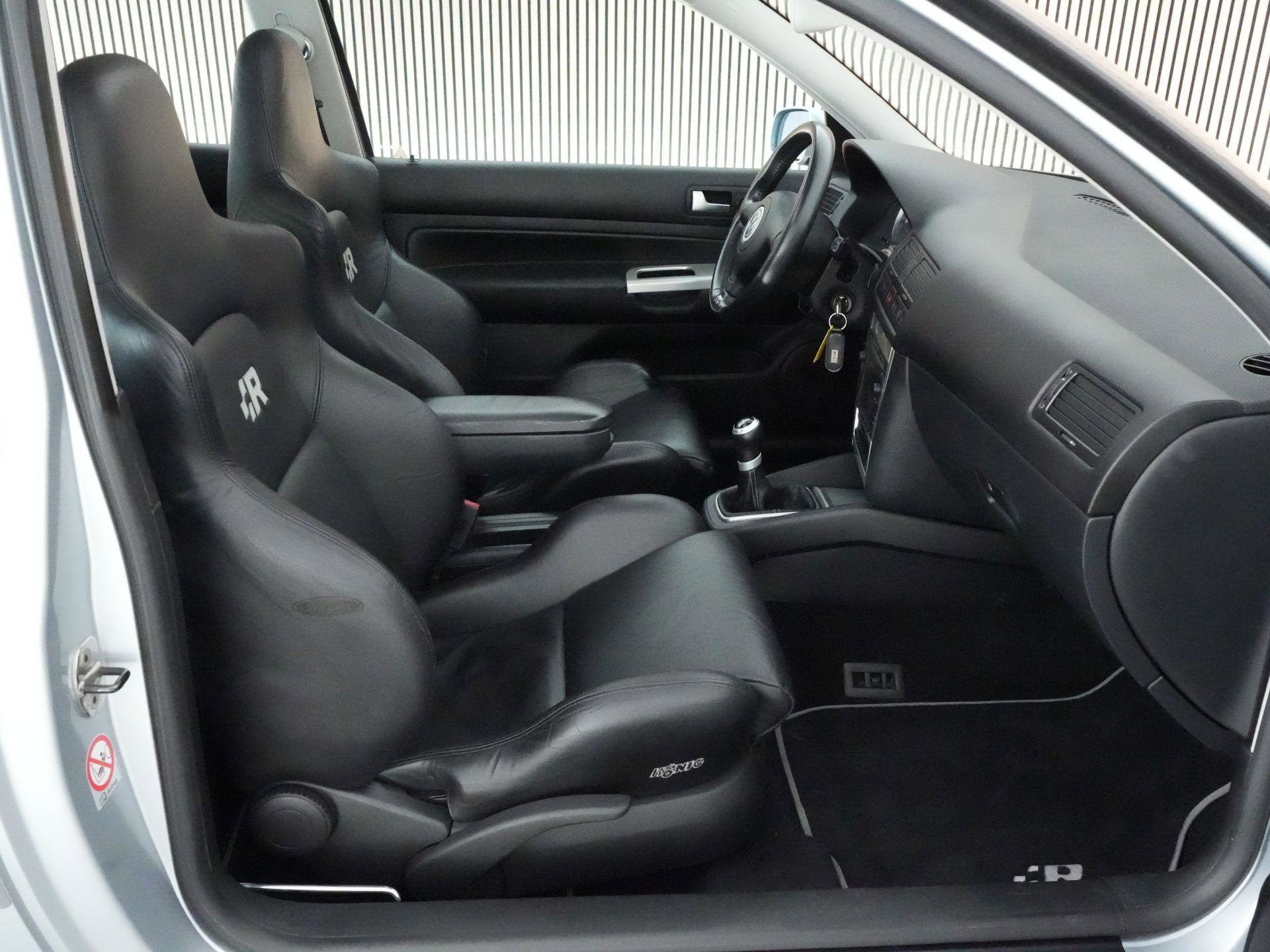 Volkswagen Golf – interieur