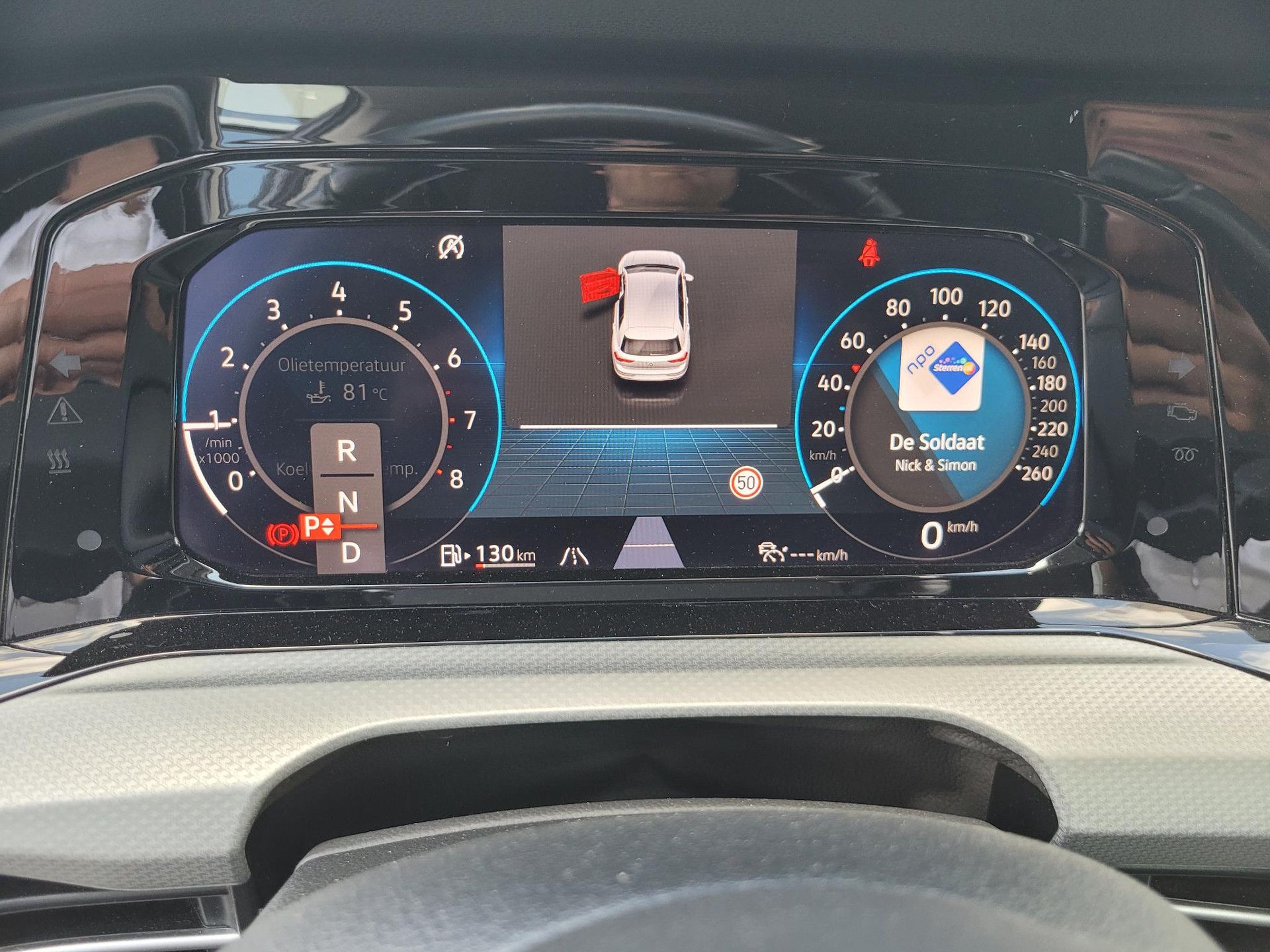Volkswagen Golf met kenteken KPZ-76-K – dashboard
