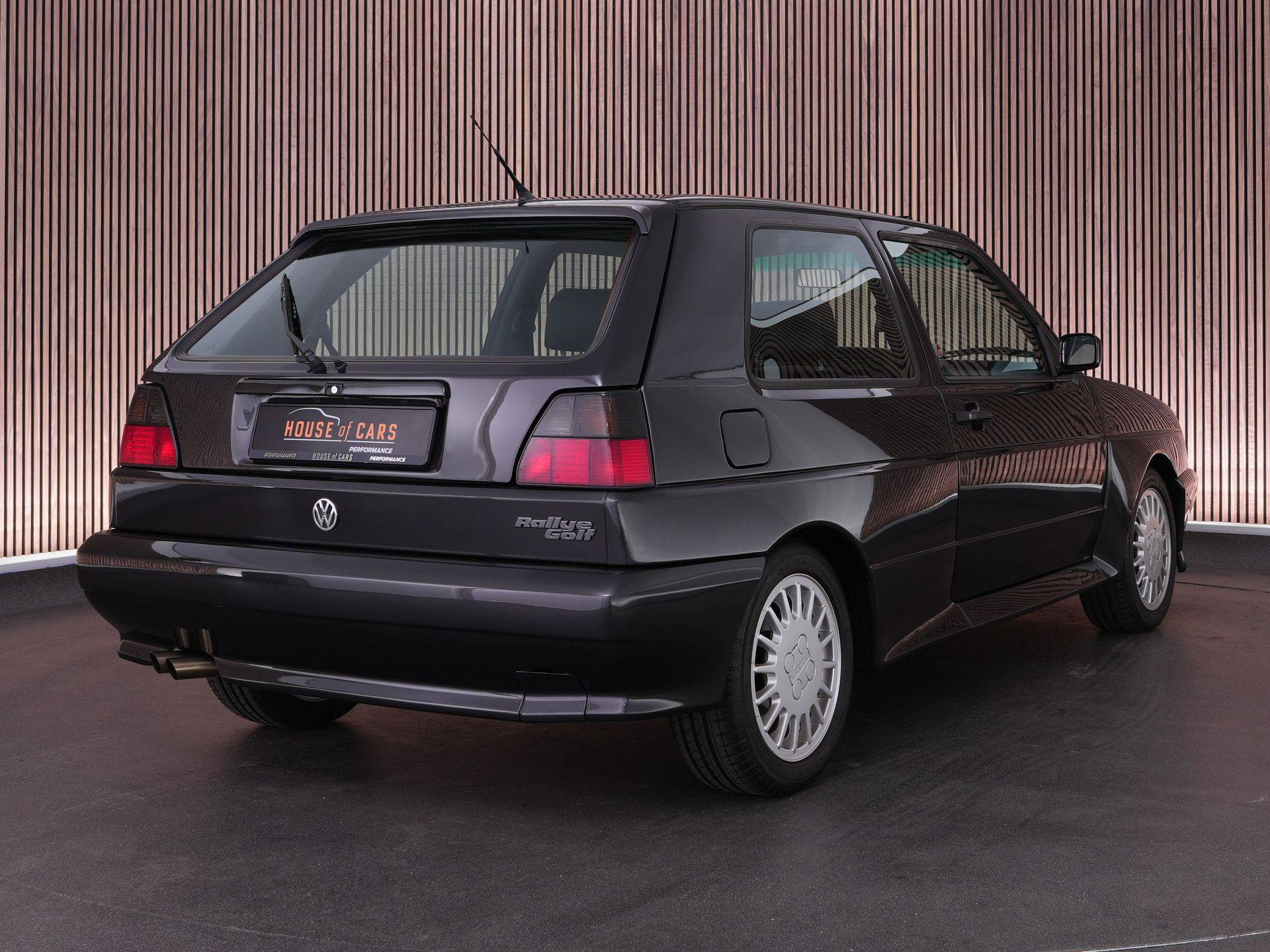 Volkswagen Golf met kenteken P-668-ZK – achteraanzicht
