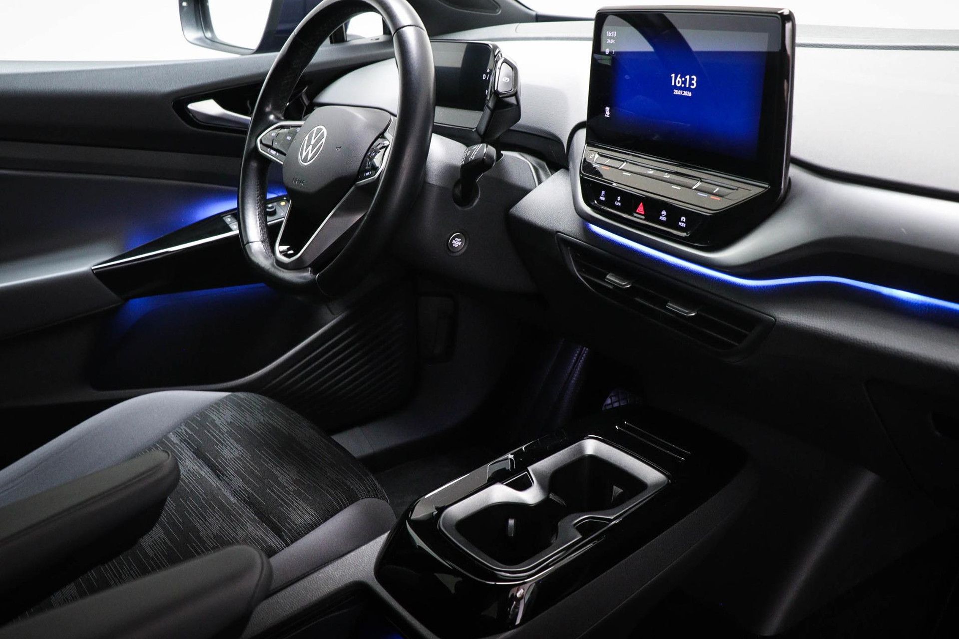 Volkswagen ID.4 met kenteken N-682-ST – interieur