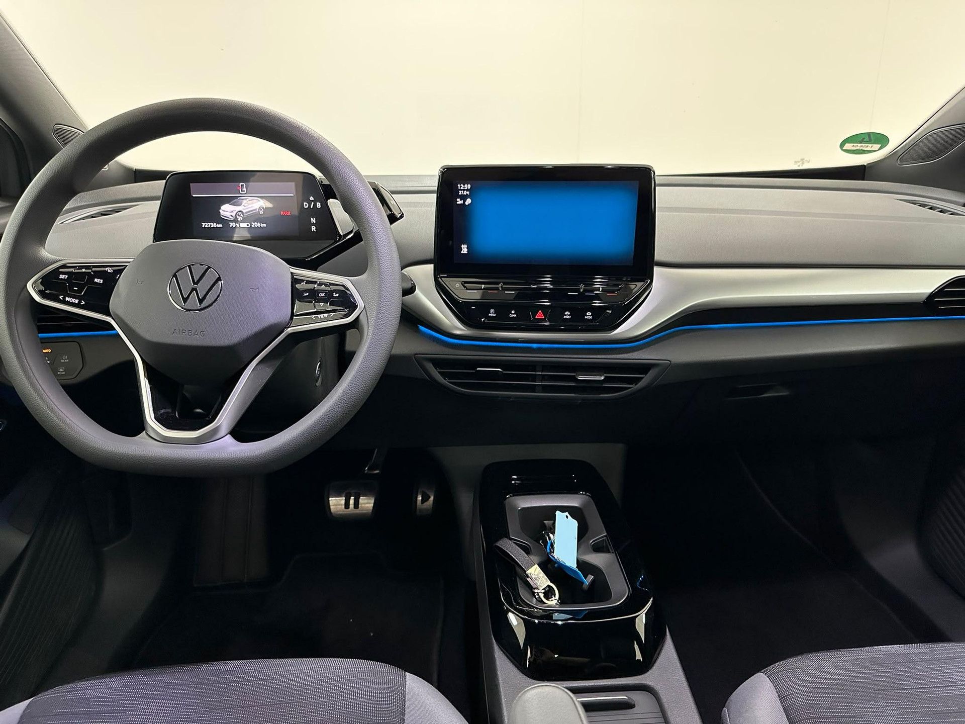 Volkswagen ID.4 met kenteken T-856-GF – interieur