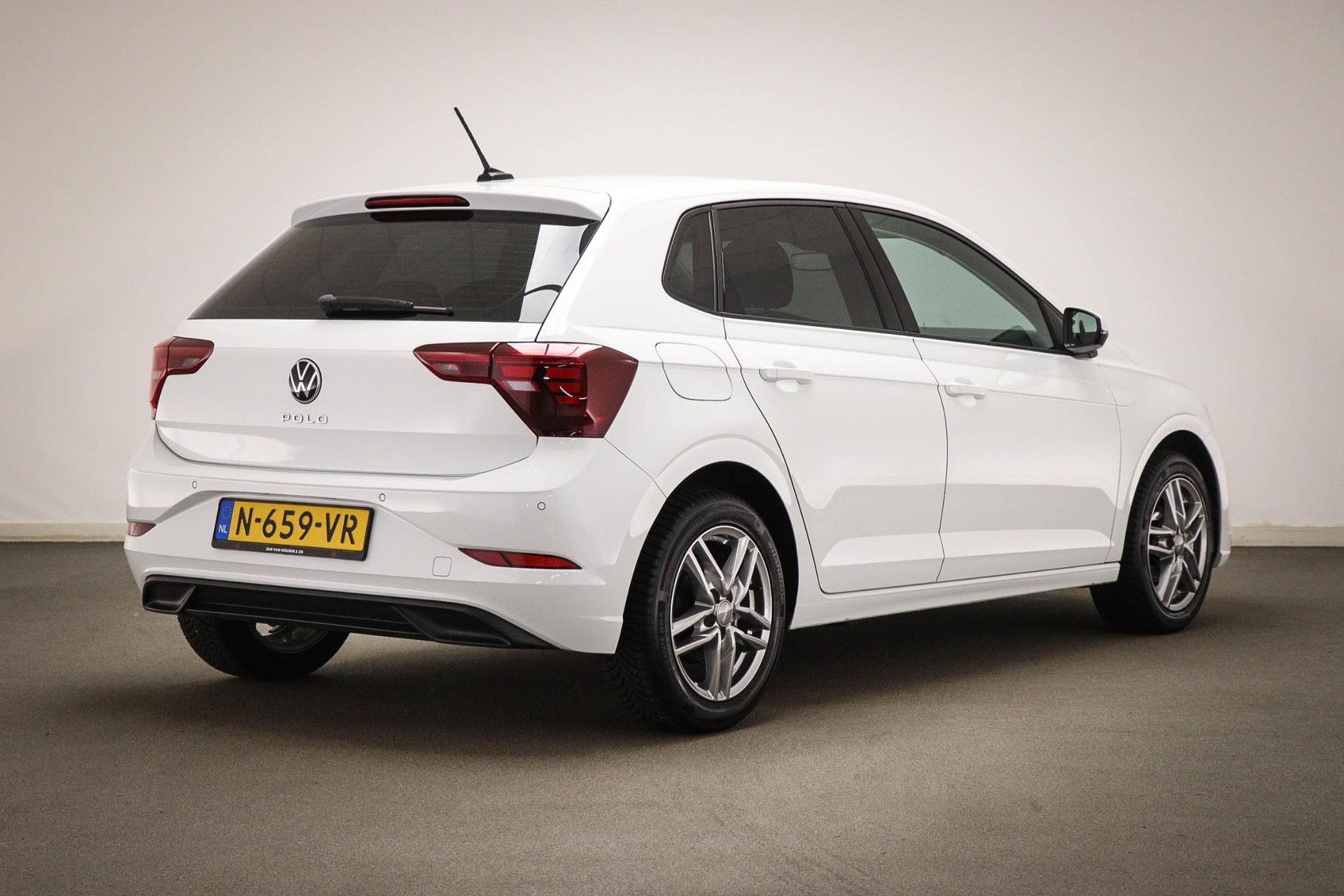 Volkswagen Polo met kenteken N-659-VR – achteraanzicht