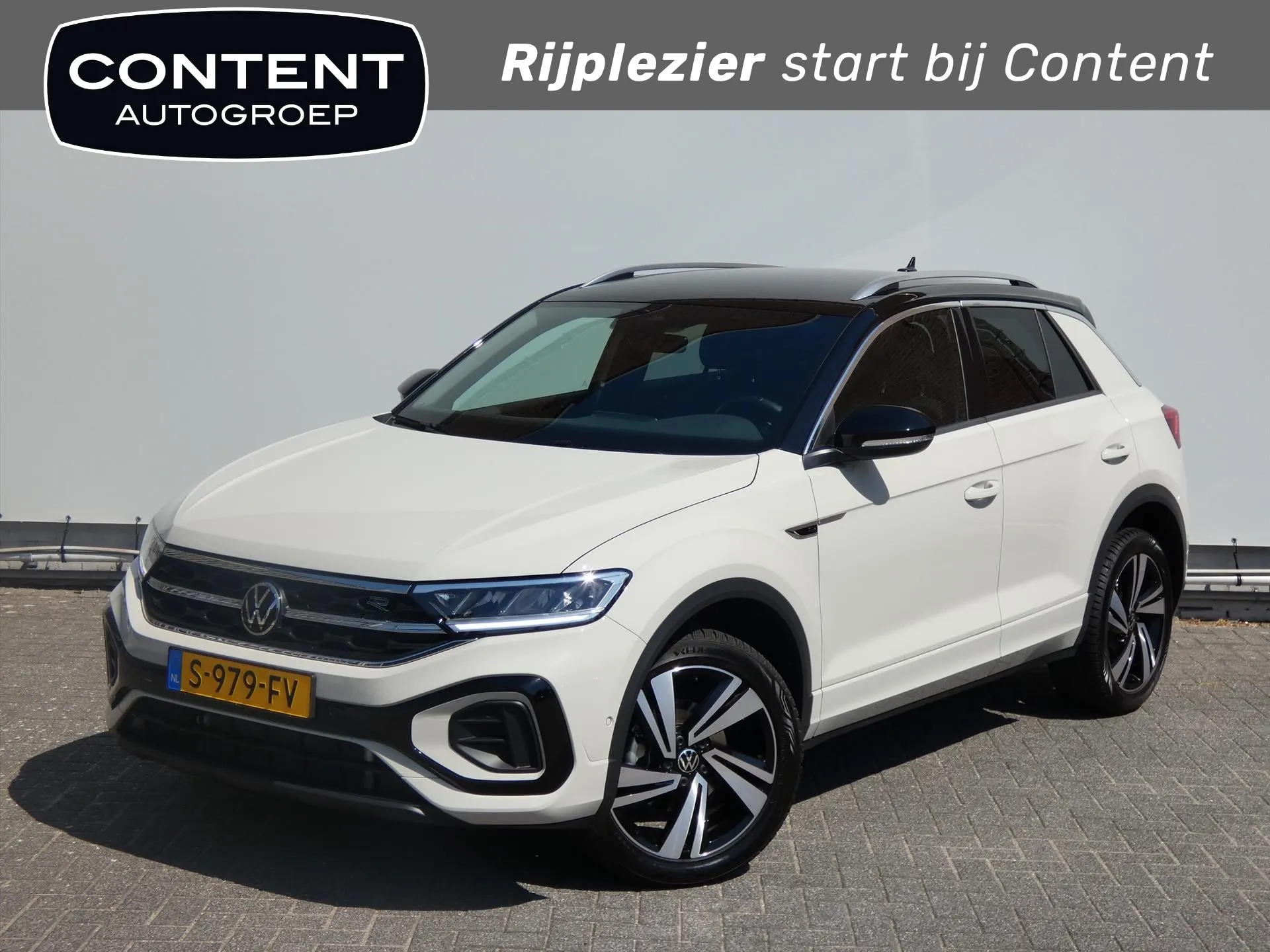 Volkswagen T-Roc met kenteken S-979-FV – vooraanzicht