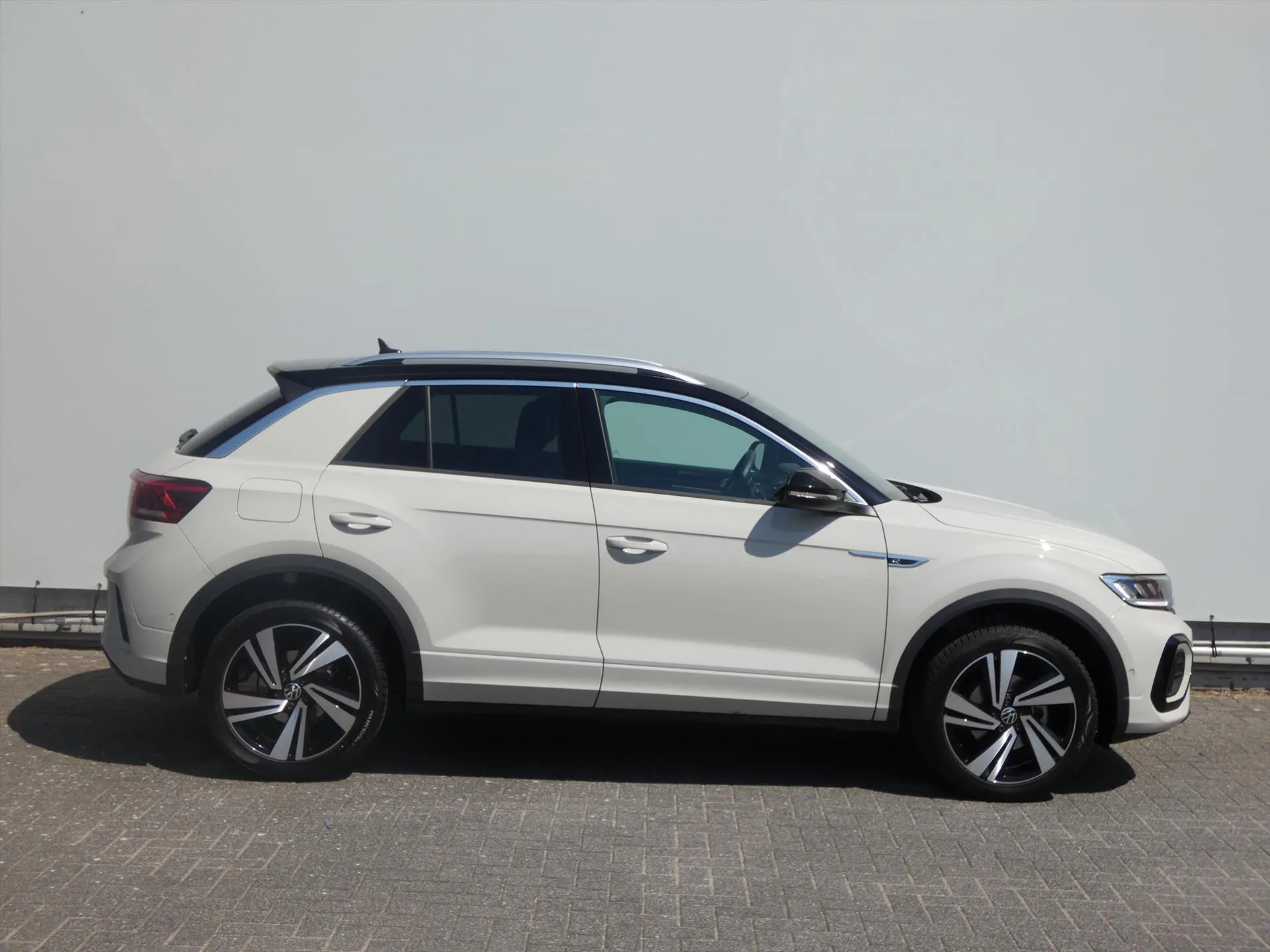 Volkswagen T-Roc met kenteken S-979-FV – dashboard