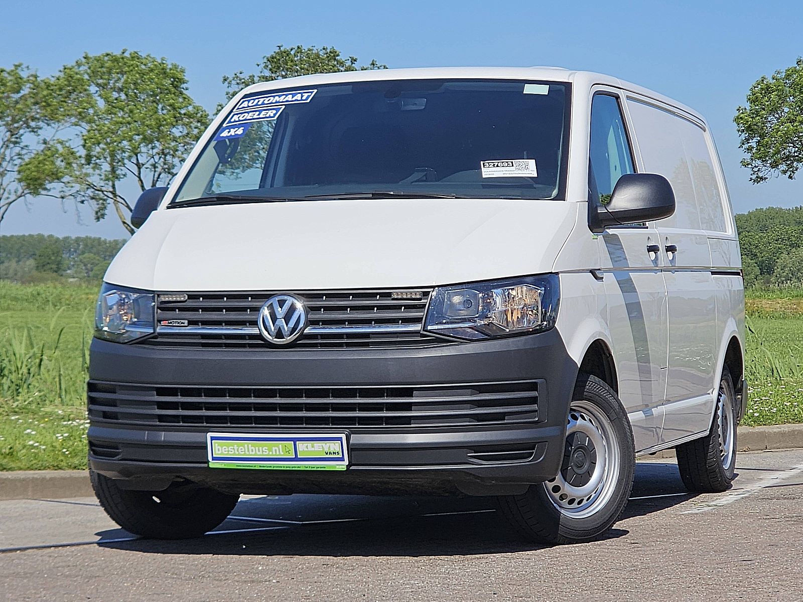Volkswagen Transporter – vooraanzicht