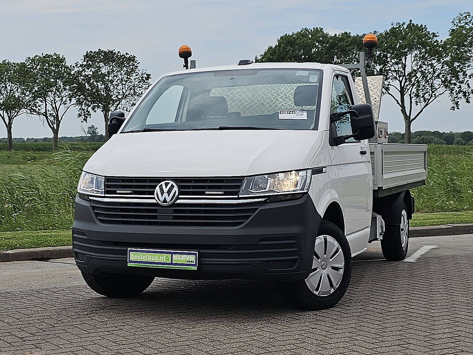 Volkswagen Transporter – vooraanzicht