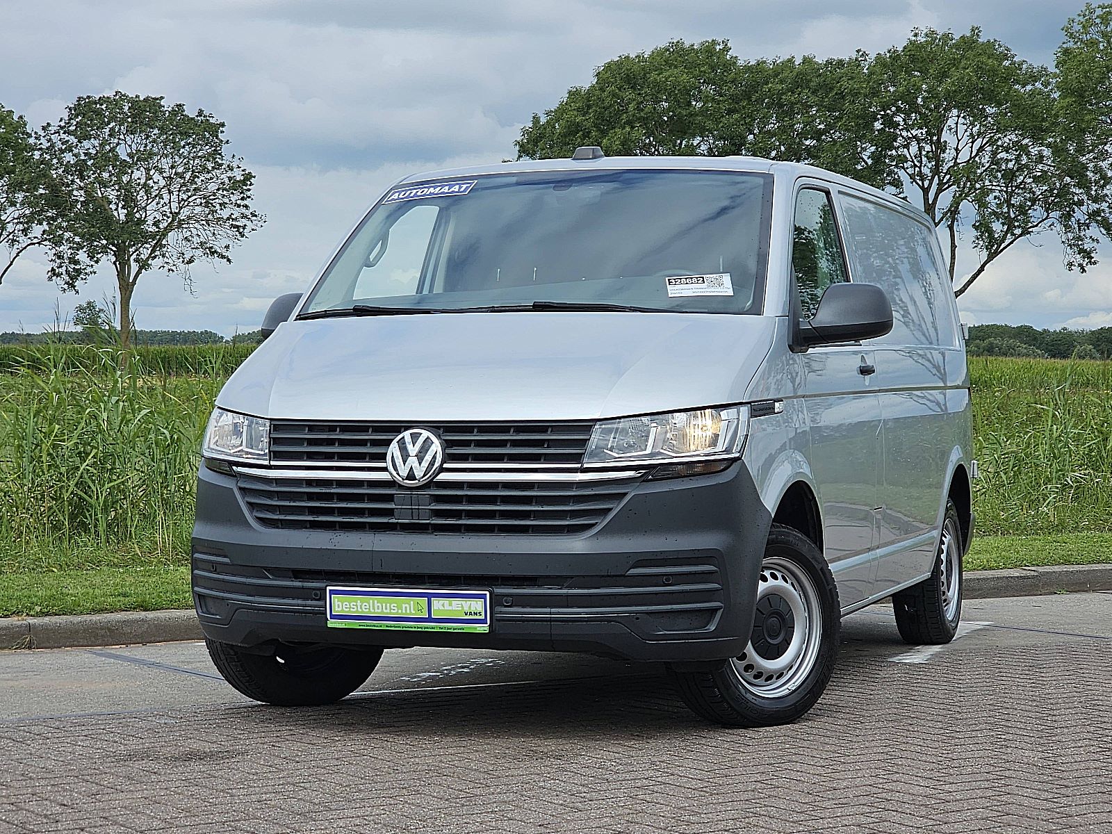 Volkswagen Transporter – vooraanzicht