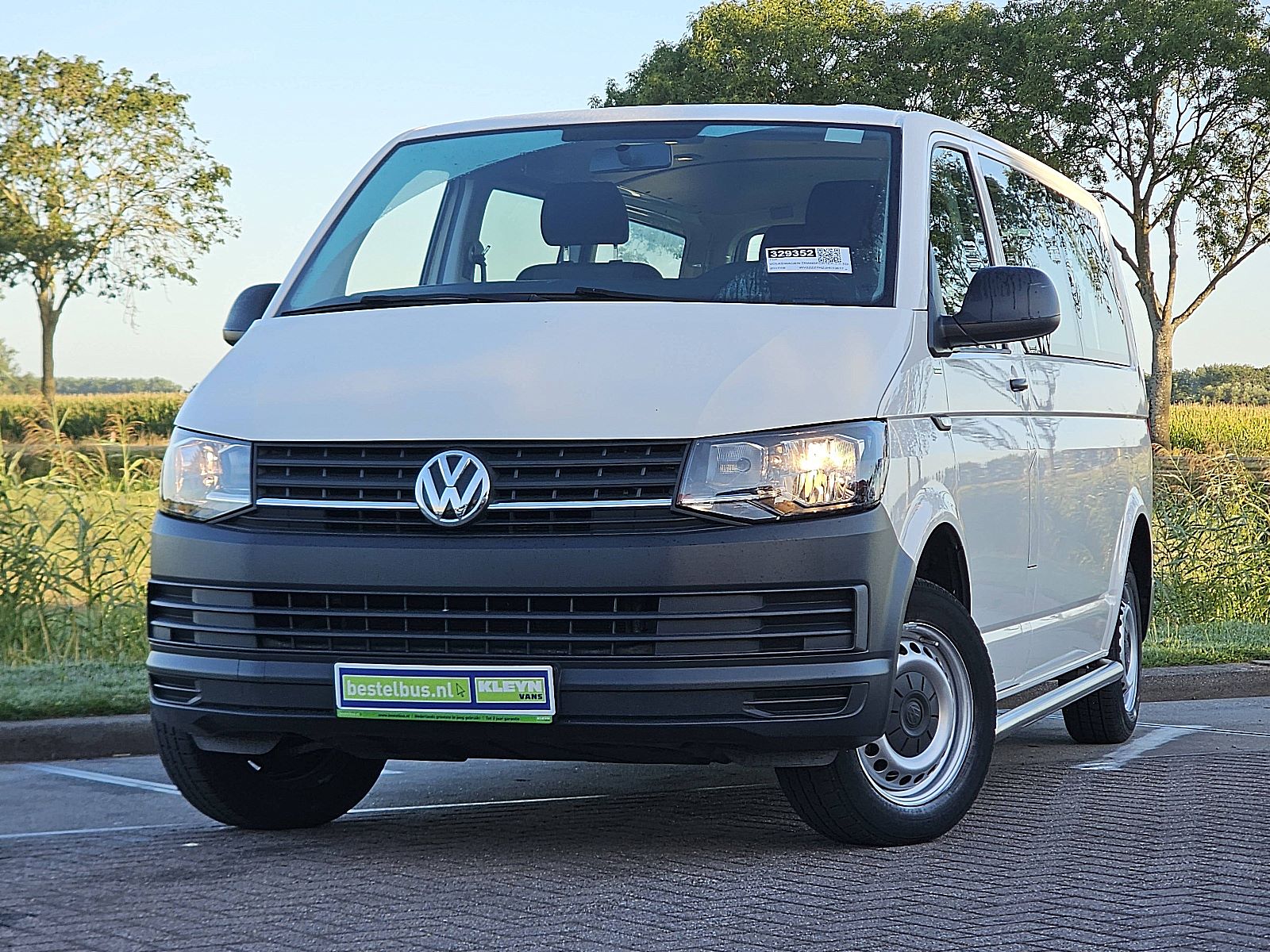 Volkswagen Transporter – vooraanzicht
