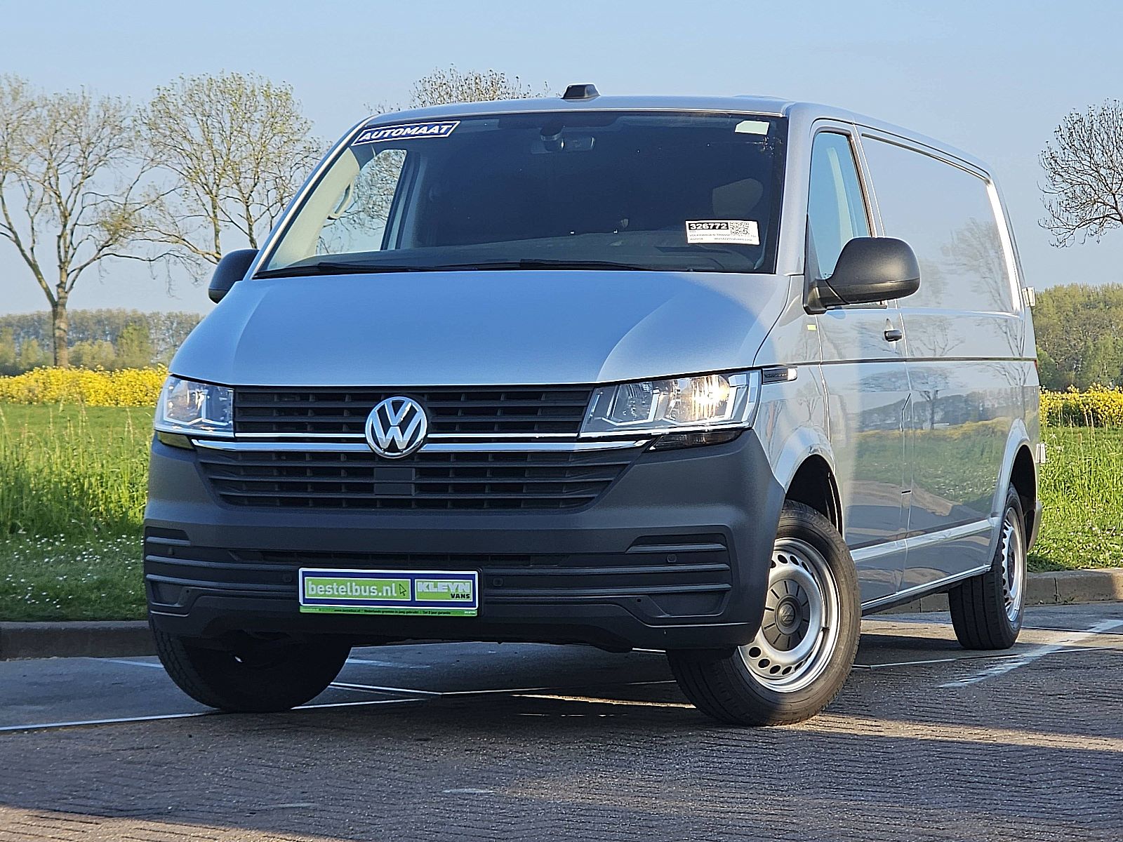 Volkswagen Transporter – vooraanzicht