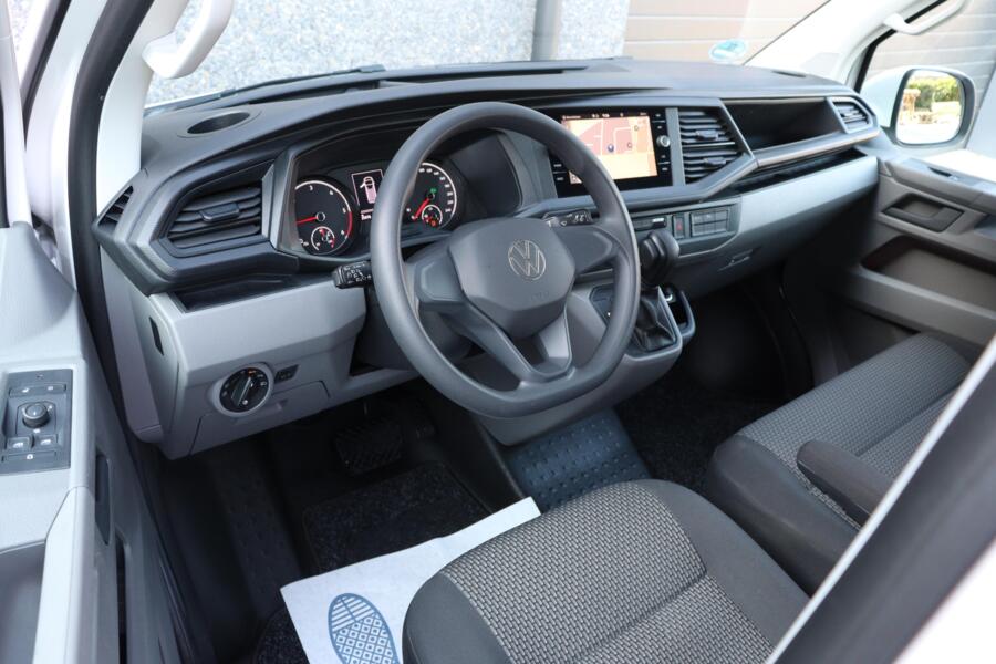 Volkswagen Transporter met kenteken V-79-FVF – interieur
