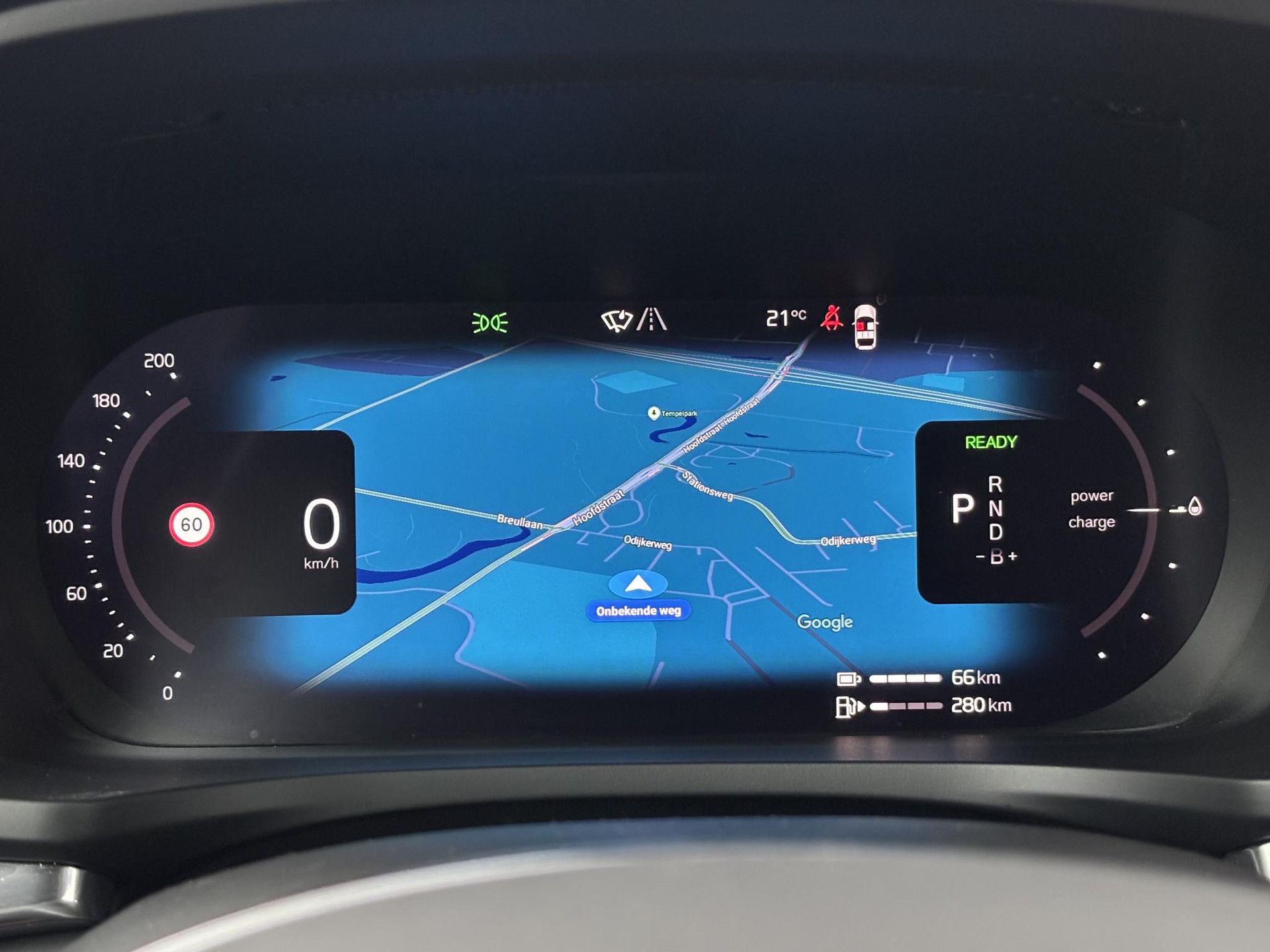 Volvo V60 met kenteken S-151-RZ – dashboard
