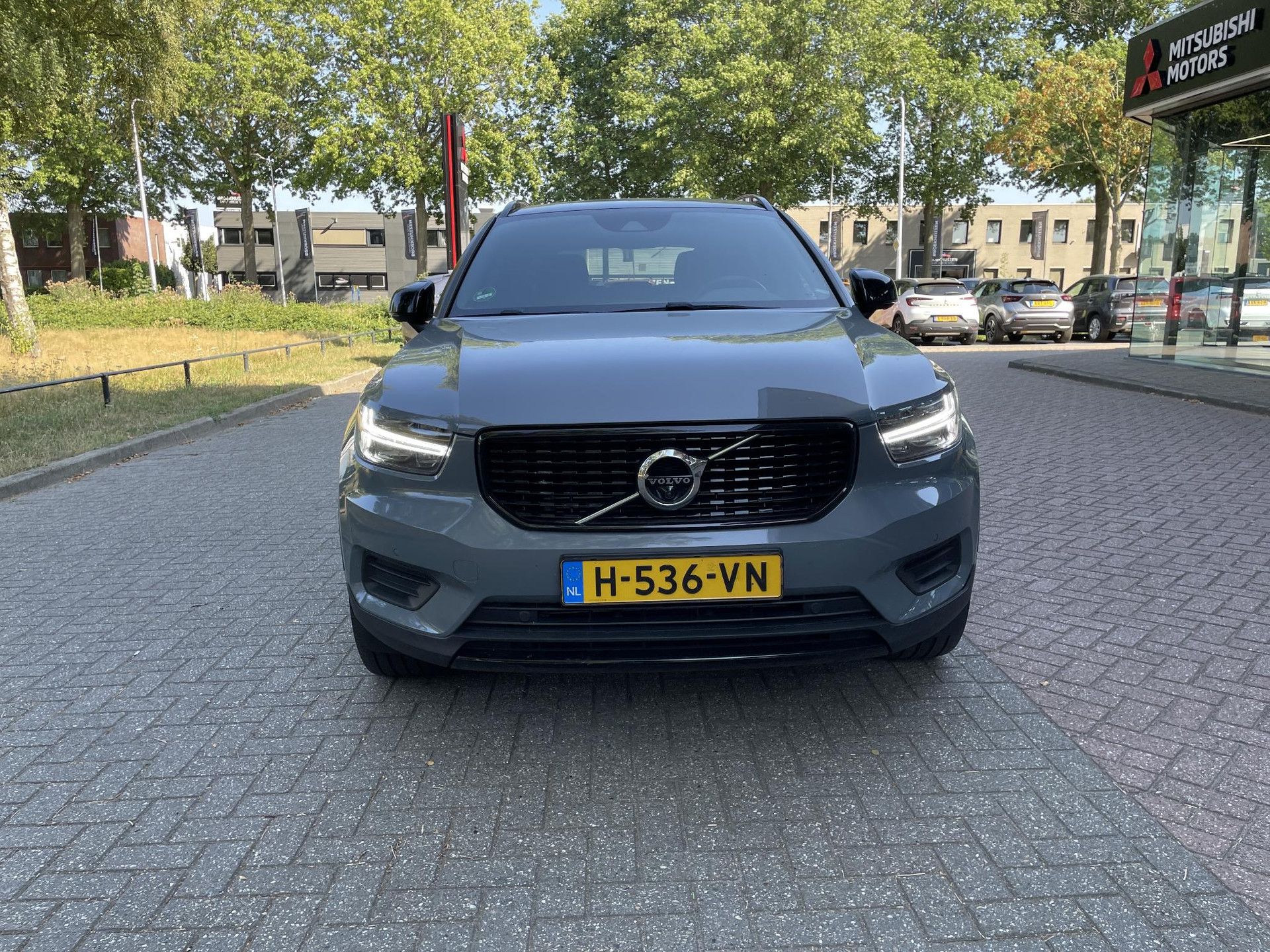 Volvo XC40 met kenteken H-536-VN – interieur