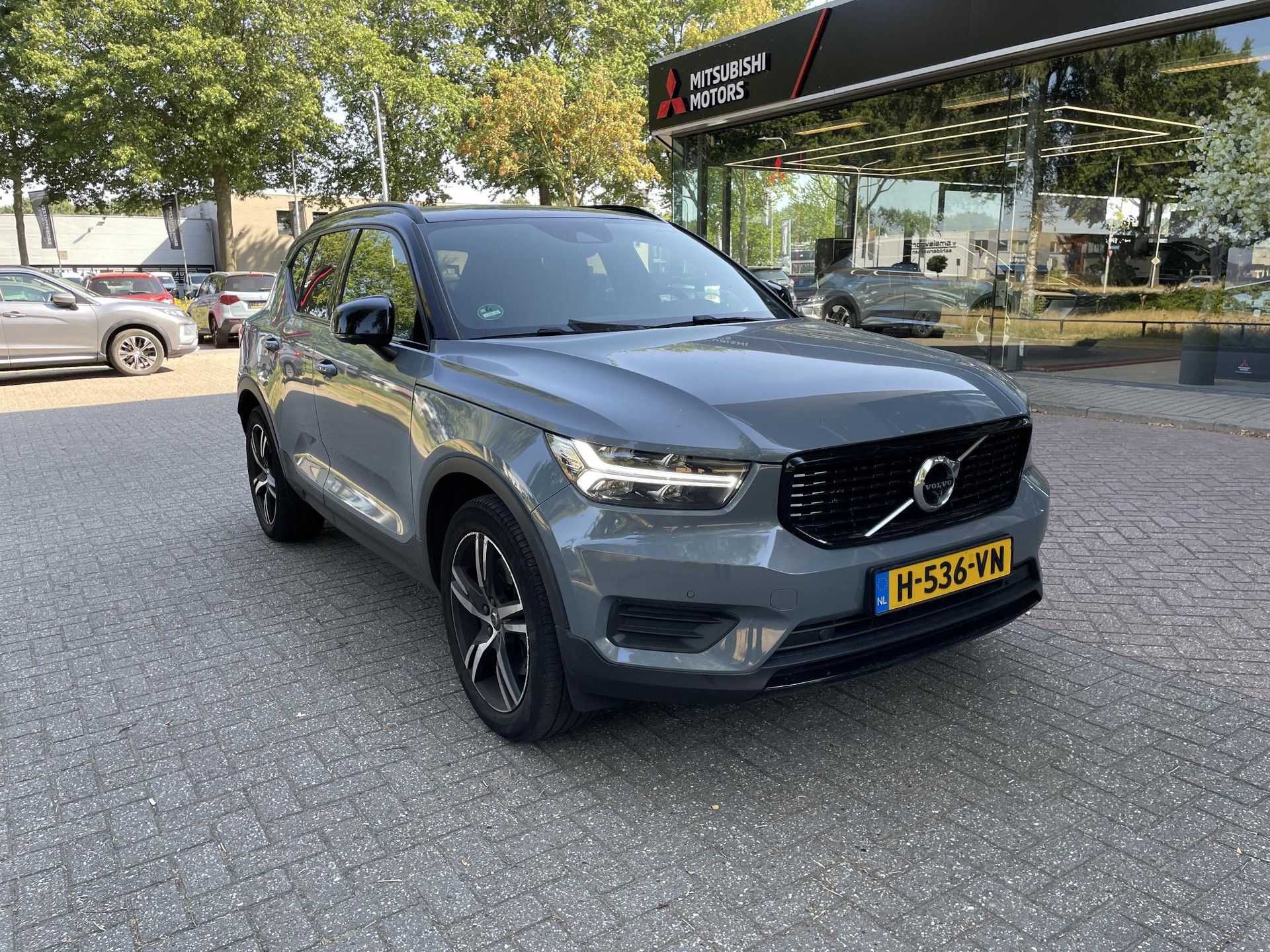 Volvo XC40 met kenteken H-536-VN – dashboard