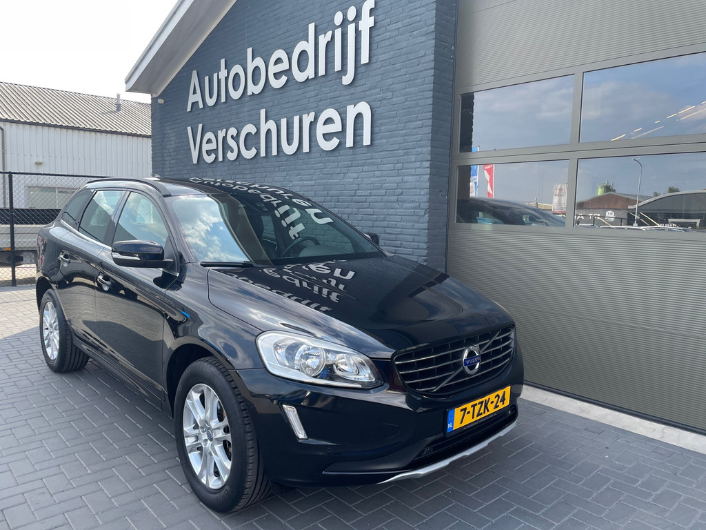 Volvo XC60 met kenteken 7-TZK-24 – achteraanzicht