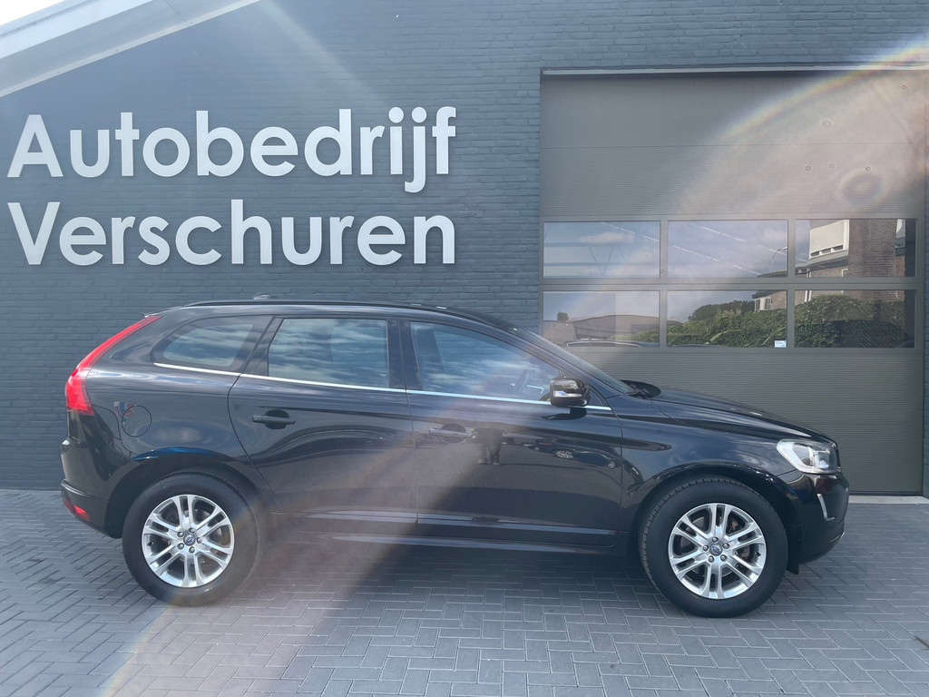 Volvo XC60 met kenteken 7-TZK-24 – dashboard