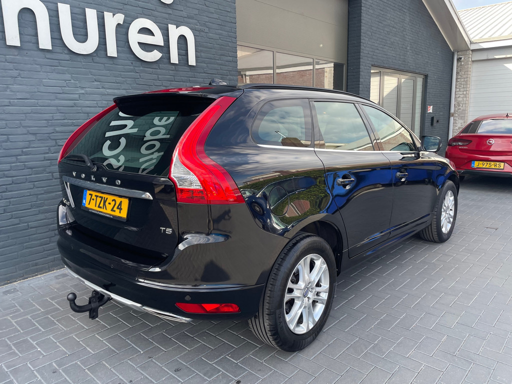 Volvo XC60 met kenteken 7-TZK-24 – detailfoto