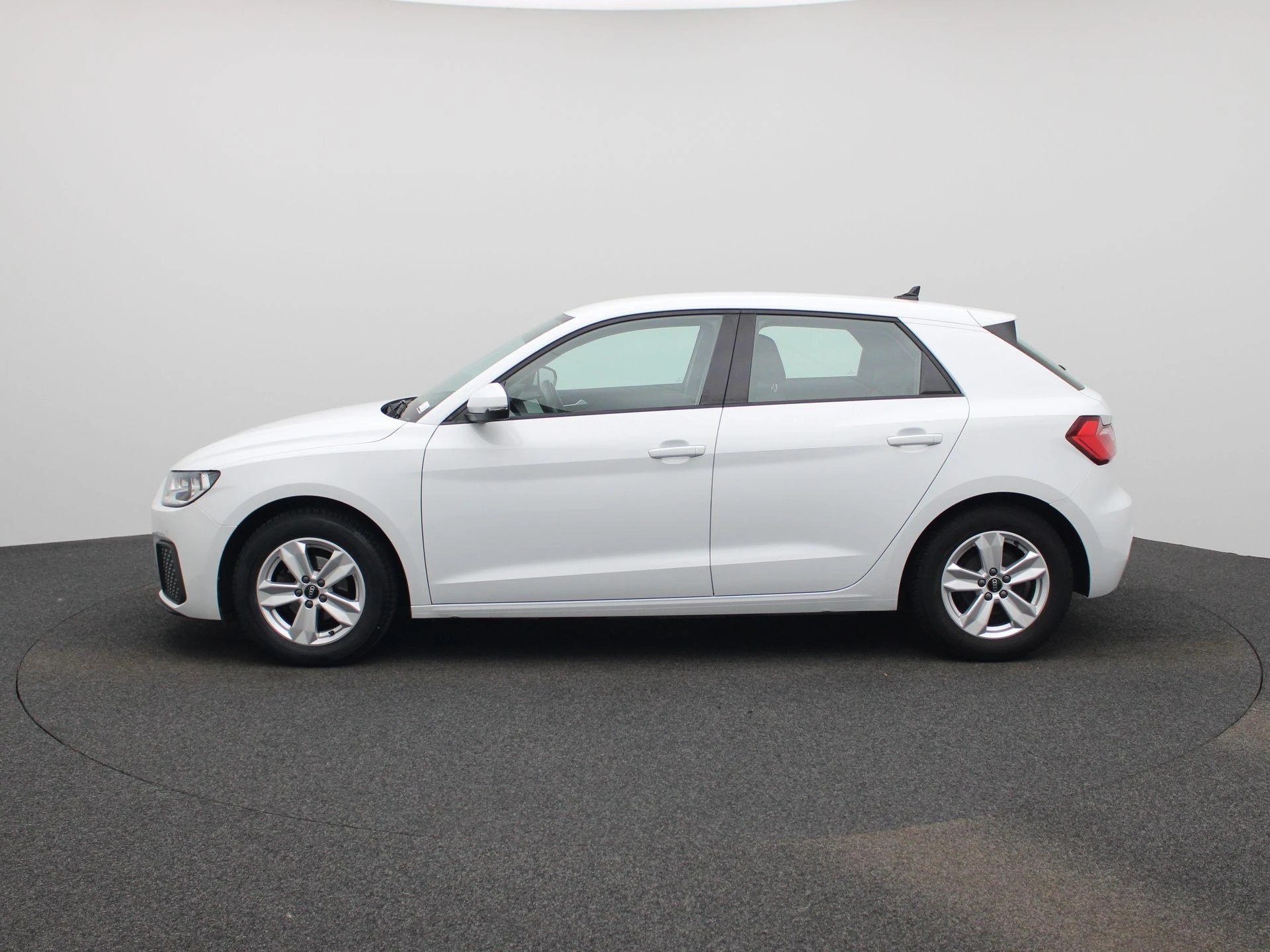 Audi A1 Sportback met kenteken 40100 – autofoto 5