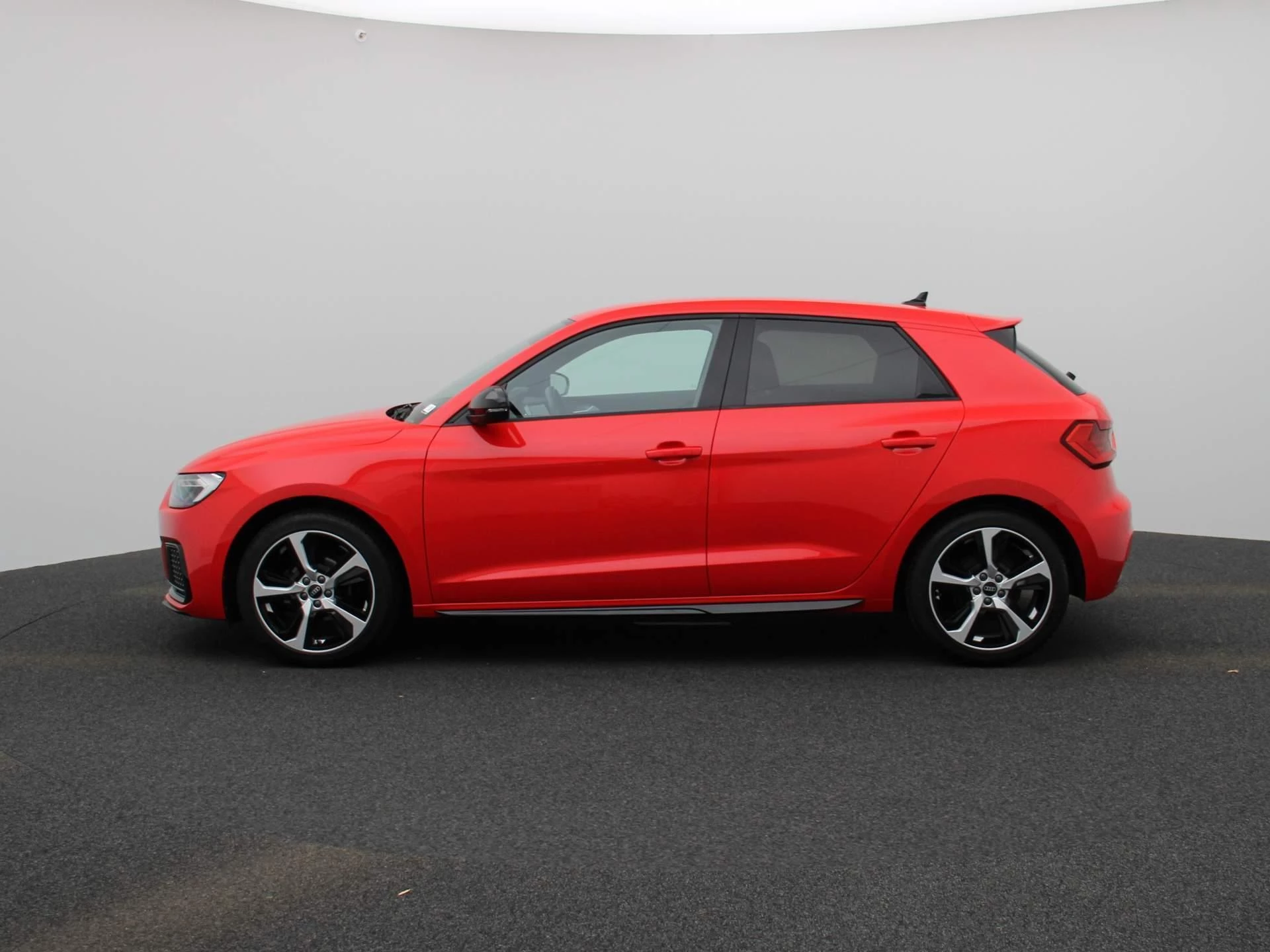 Audi A1 Sportback met kenteken S-025-NB – autofoto 5