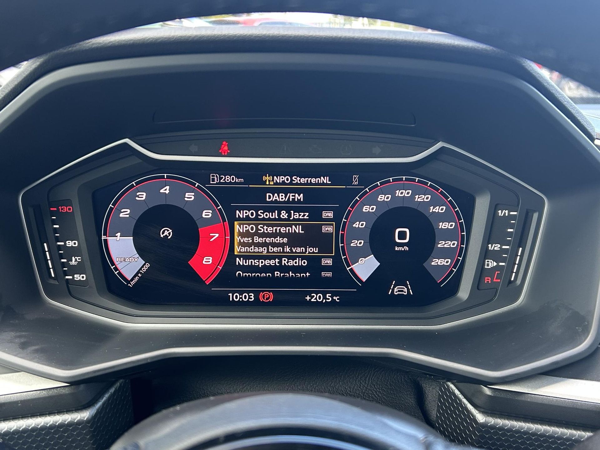 Audi A1 Sportback met kenteken N-749-KD – dashboard