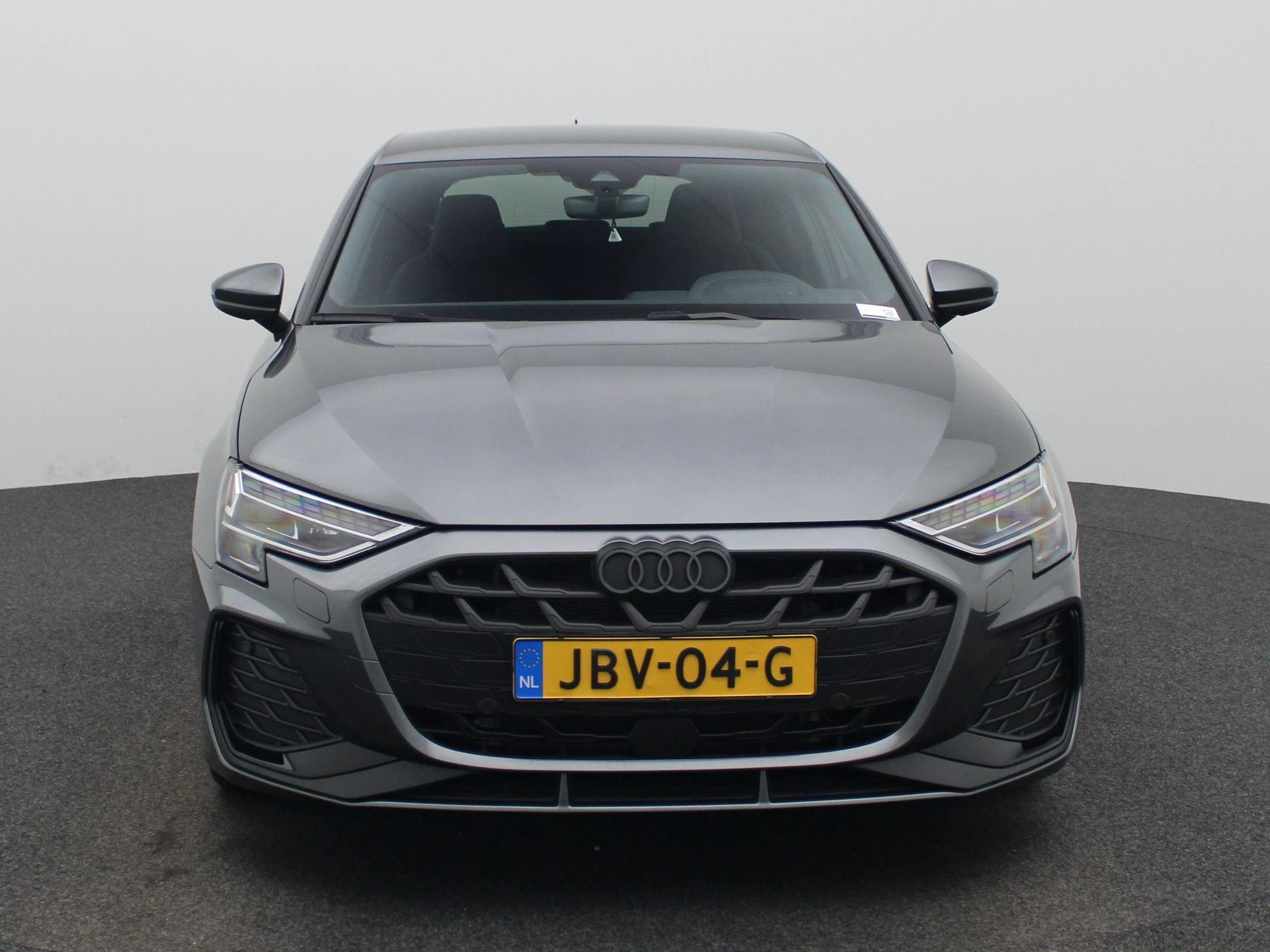 Audi A3 met kenteken 143 – autofoto 3