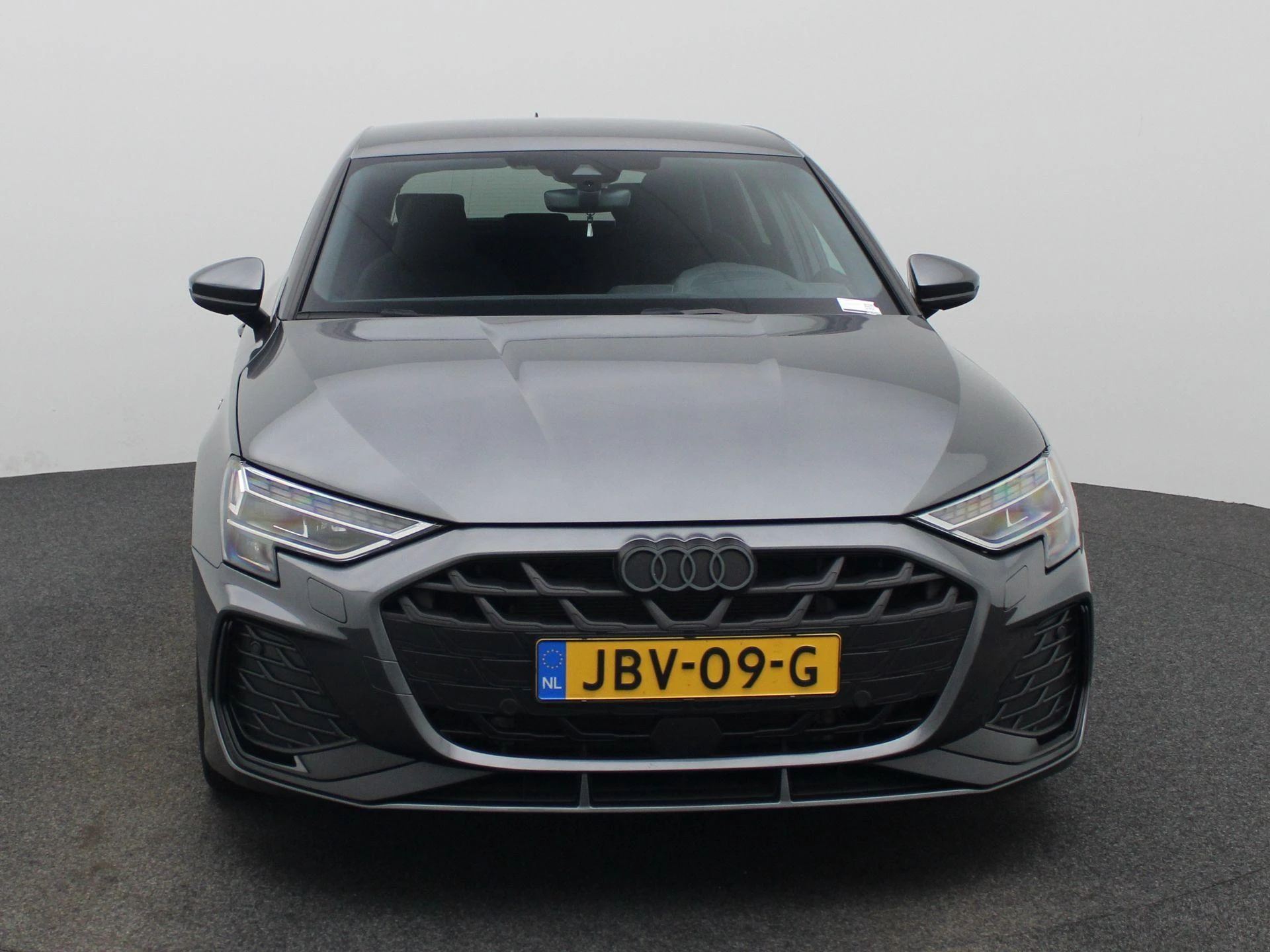 Audi A3 met kenteken 143 – autofoto 4
