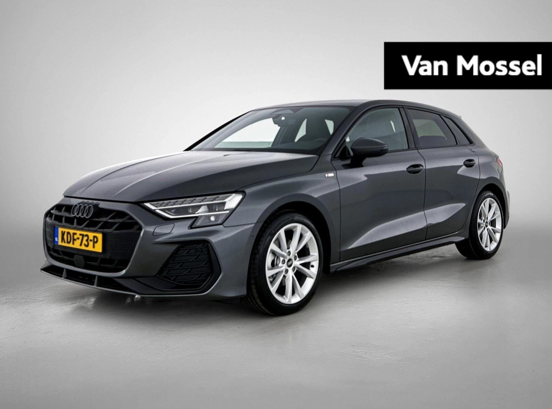 Audi A3 met kenteken KDF-73-P – autofoto 2