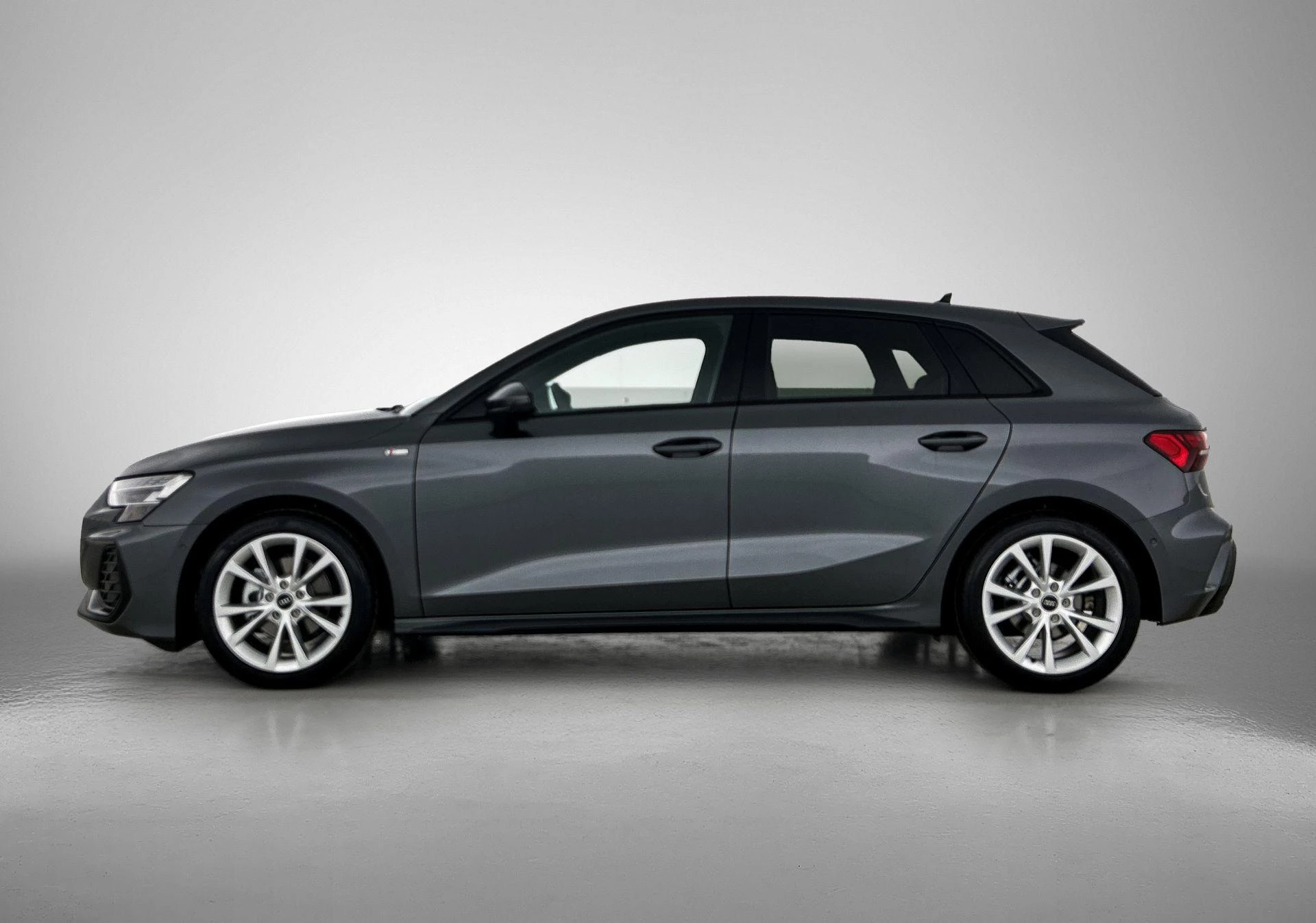 Audi A3 met kenteken KDF-73-P – autofoto 5