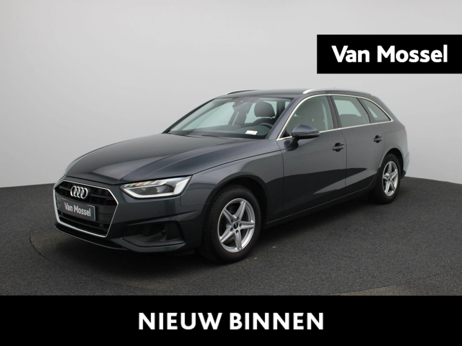Audi A4 met kenteken 36100 – autofoto 2
