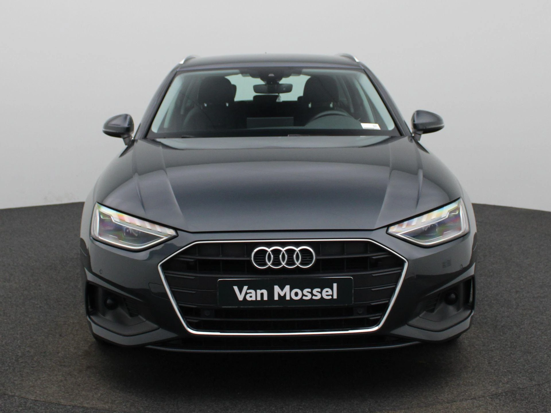 Audi A4 met kenteken 36100 – autofoto 4