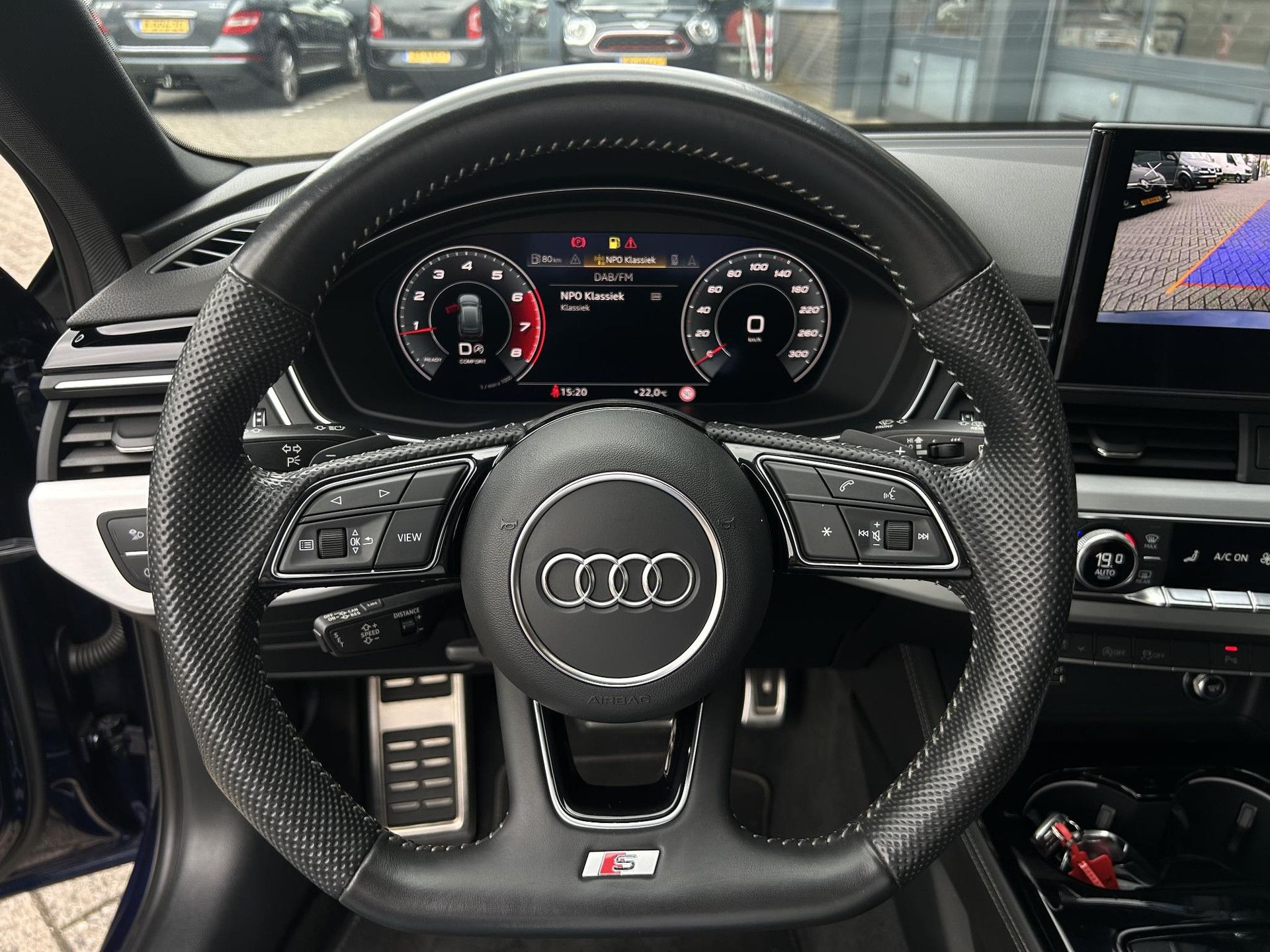 Audi A4 met kenteken K-116-ZT – detailfoto