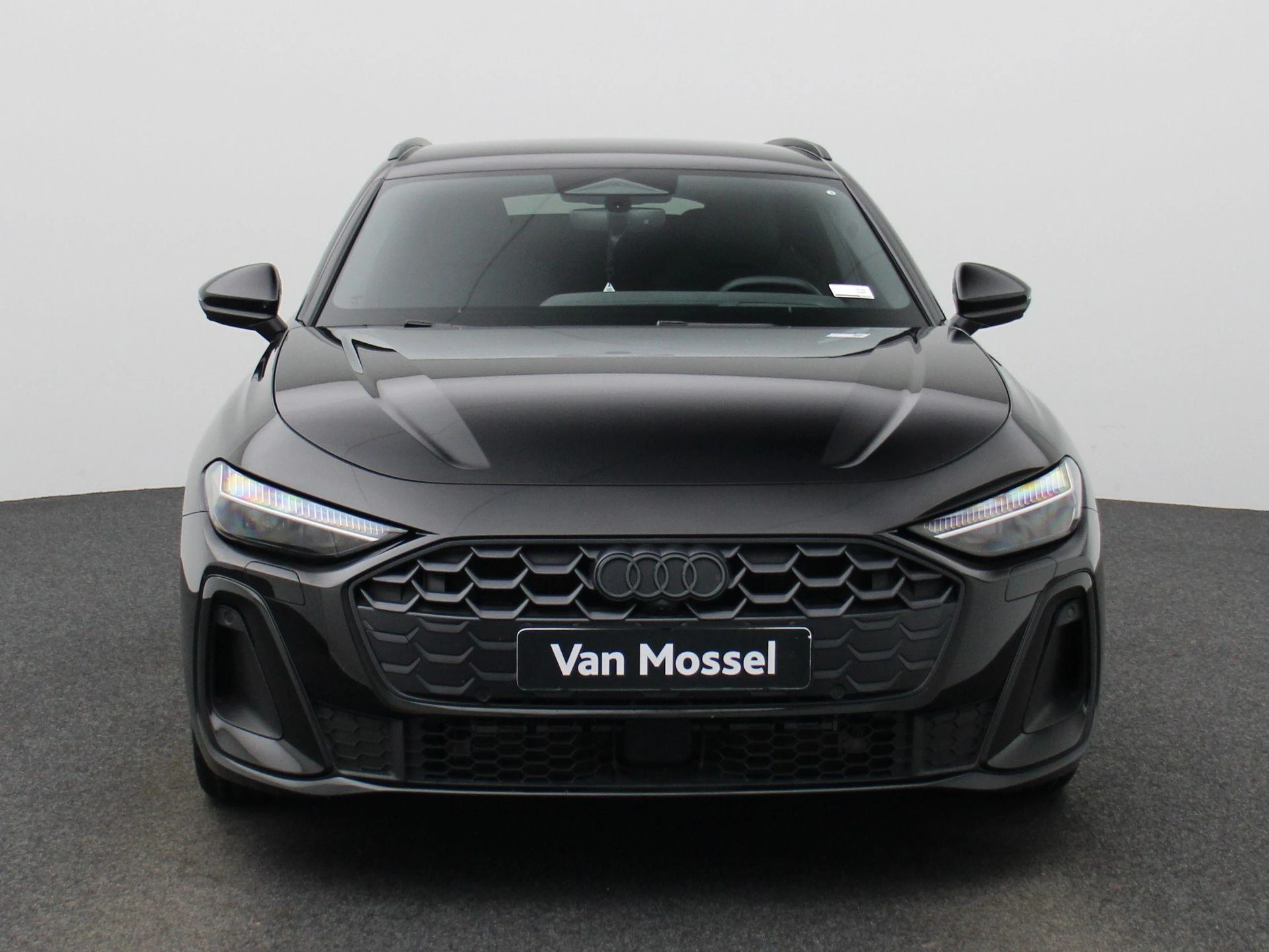 Audi A5 met kenteken 153W100 – autofoto 3